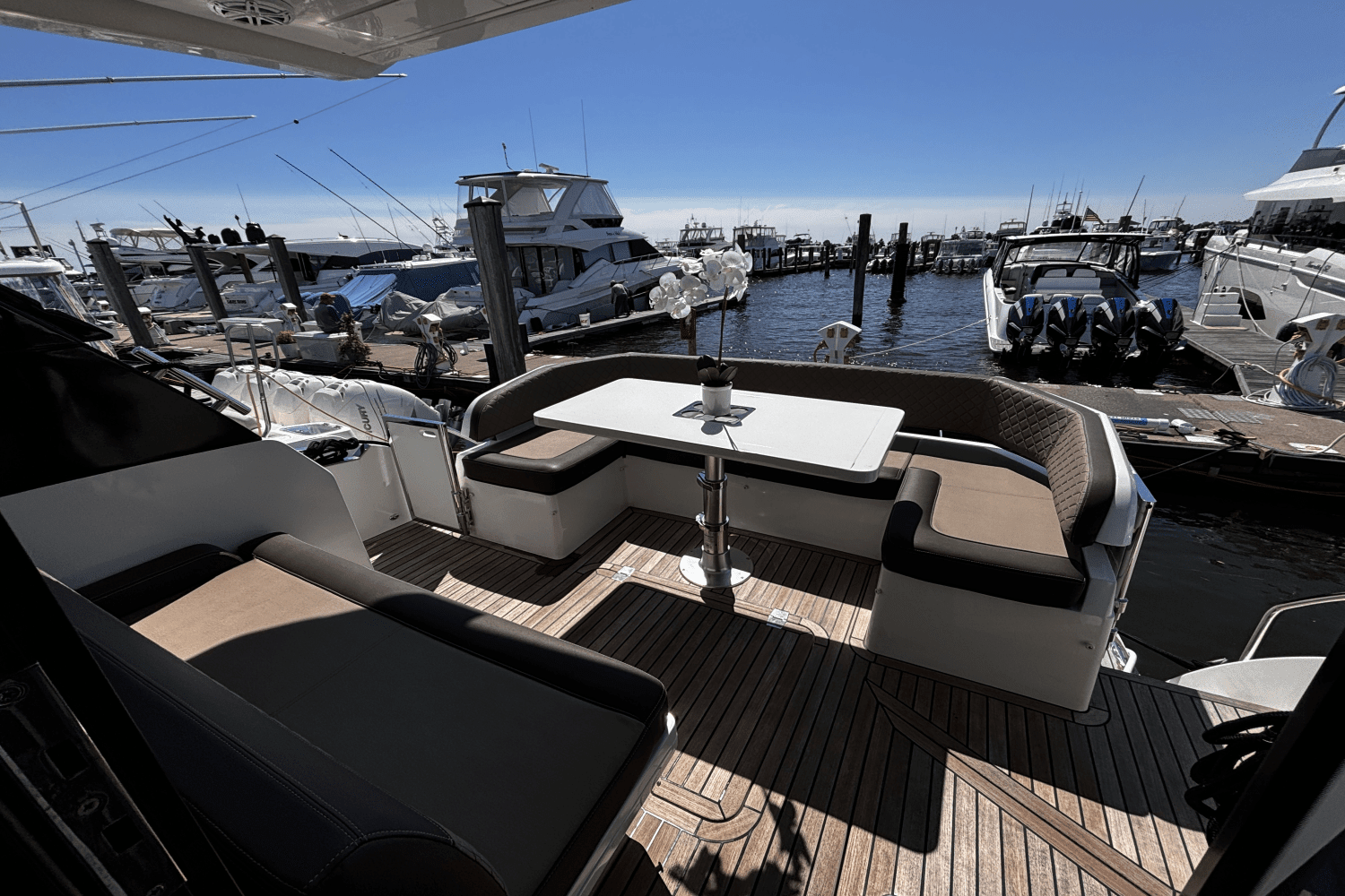 2021 Galeon 425 HTS Image Thumbnail #7