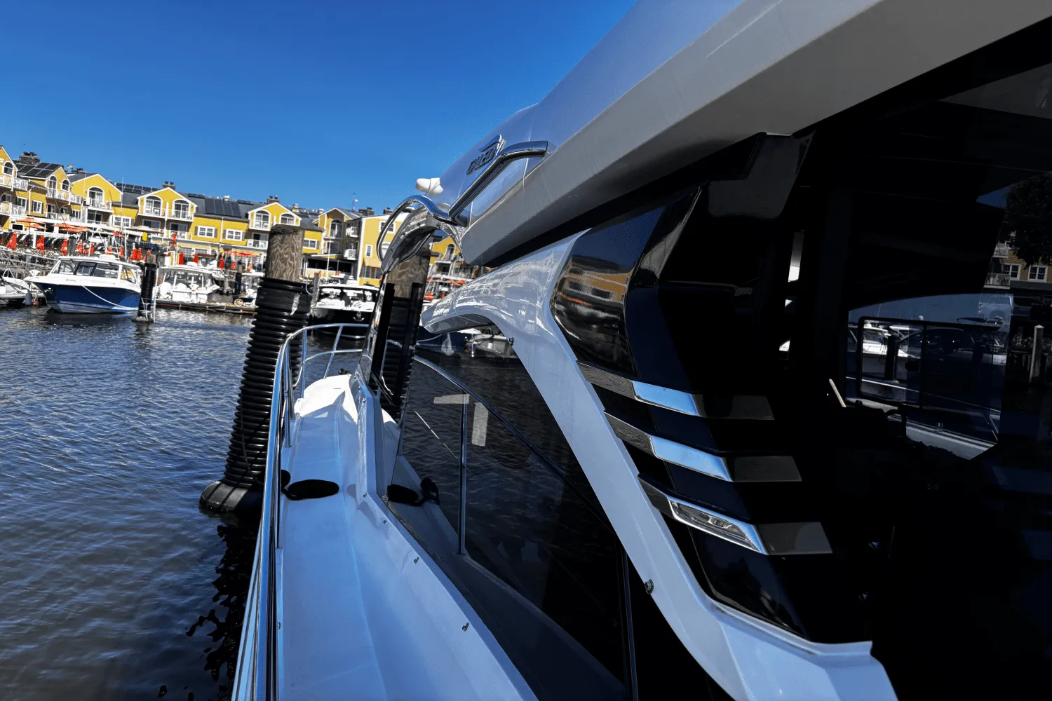 2021 Galeon 425 HTS Image Thumbnail #17