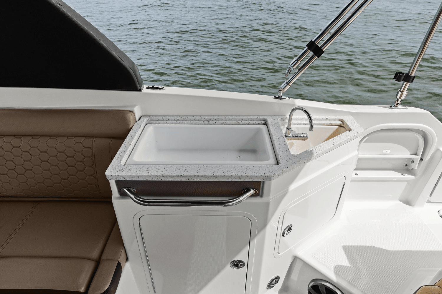 2019 Sea Ray 290 SDX OUTBOARD Image Thumbnail #42