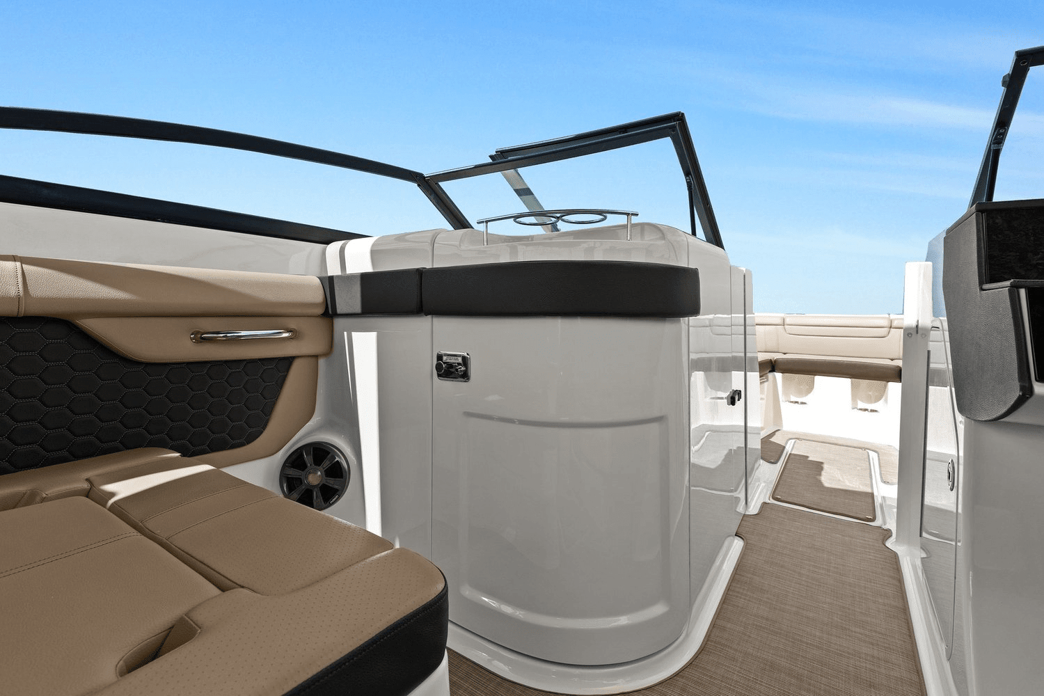 2019 Sea Ray 290 SDX OUTBOARD Image Thumbnail #43