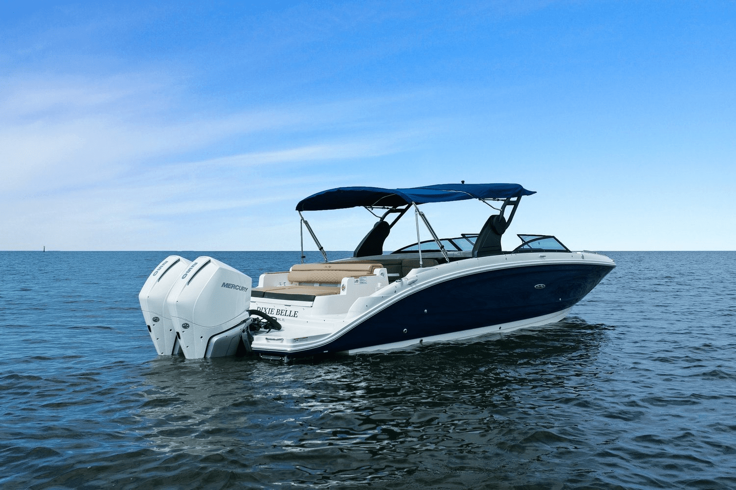 Thumbnail 3 for 2019 Sea Ray 290 SDX OUTBOARD