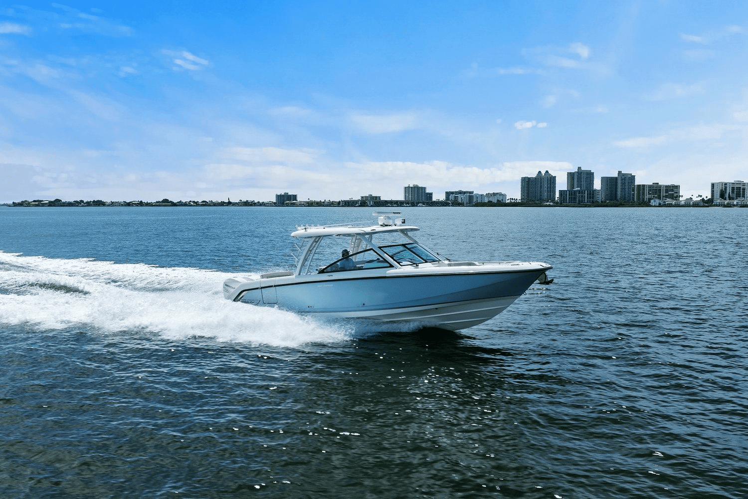 2019 Boston Whaler 320 VANTAGE Image Thumbnail #16