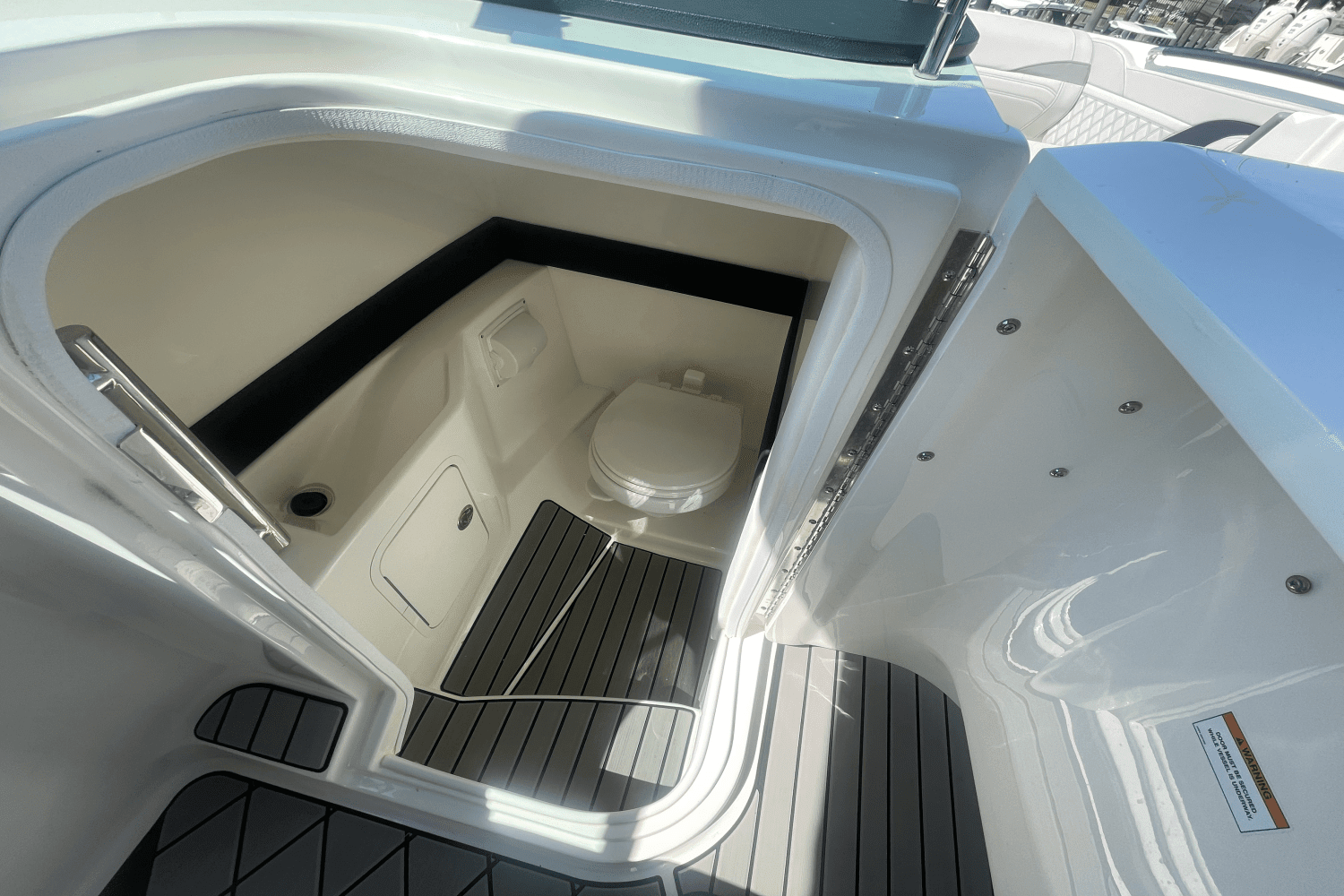 2023 Sea Ray 260 SLX OUTBOARD Image Thumbnail #19