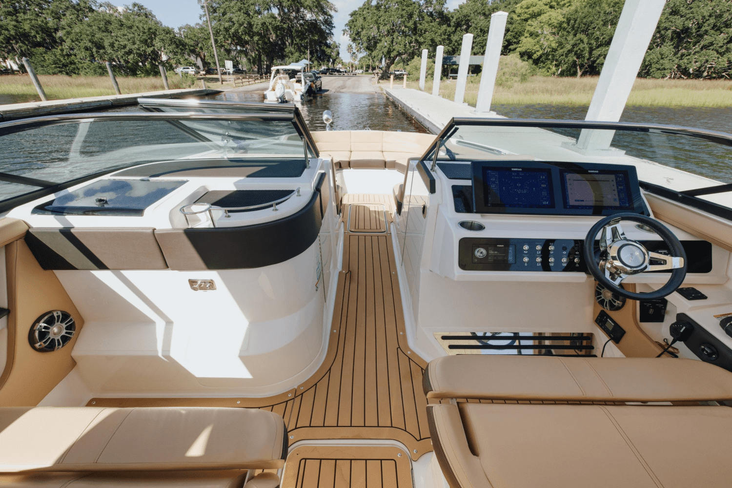 2019 Sea Ray 310 SLX OB Image Thumbnail #13