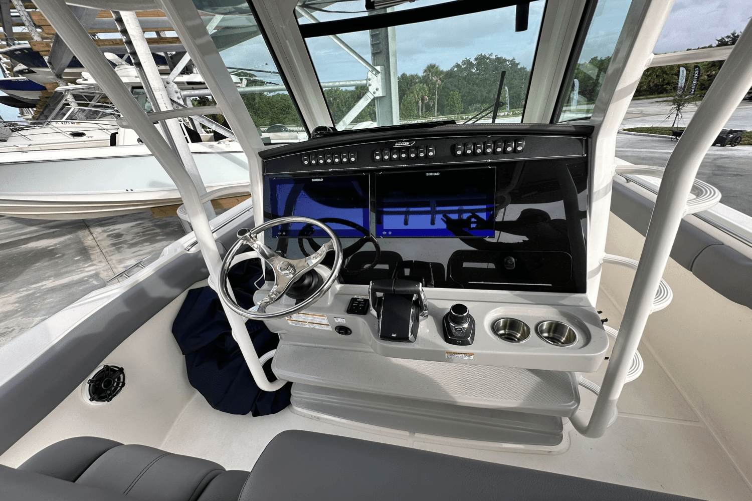 2023 Boston Whaler 330 OUTRAGE Image Thumbnail #30