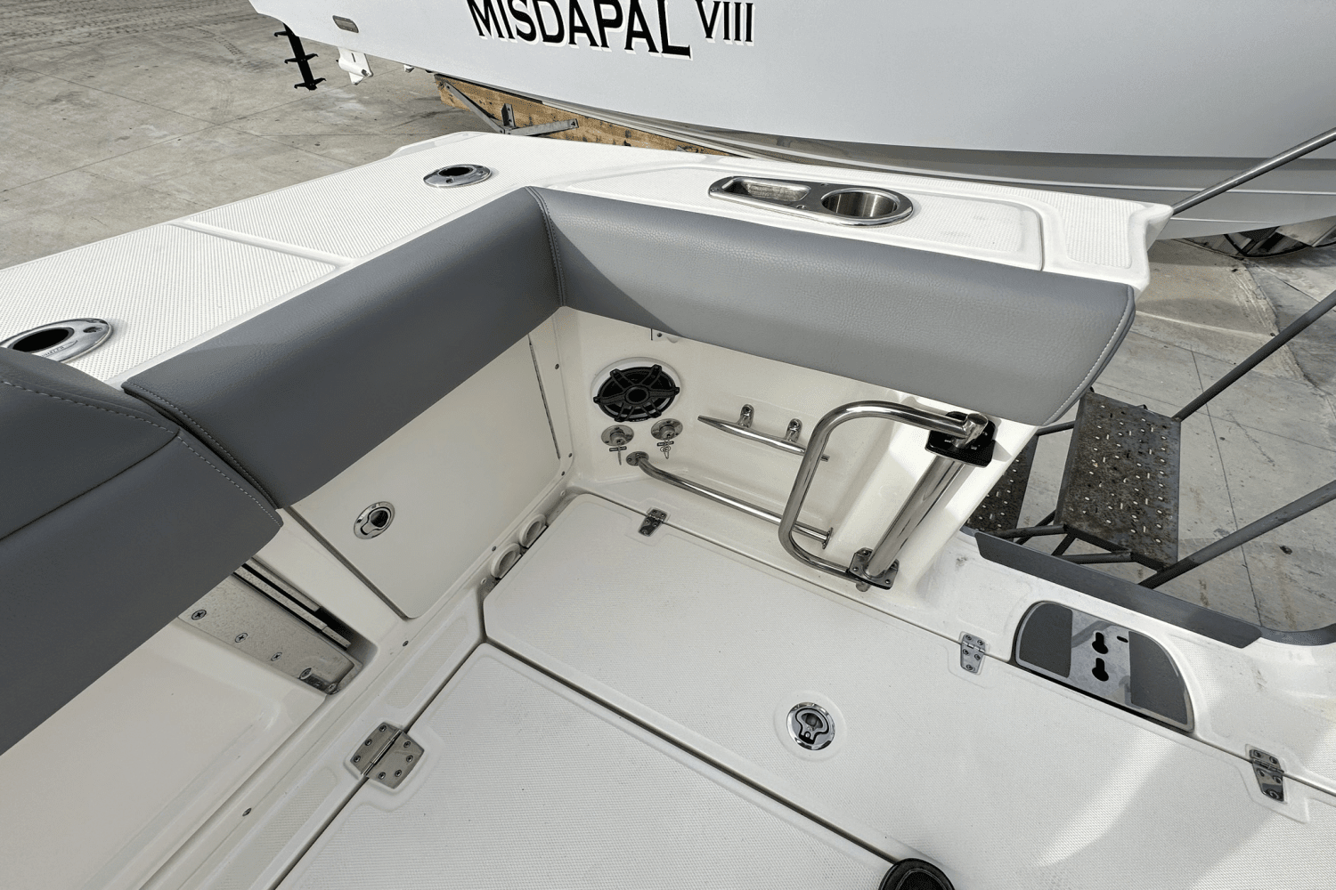 2023 Boston Whaler 330 OUTRAGE Image Thumbnail #16