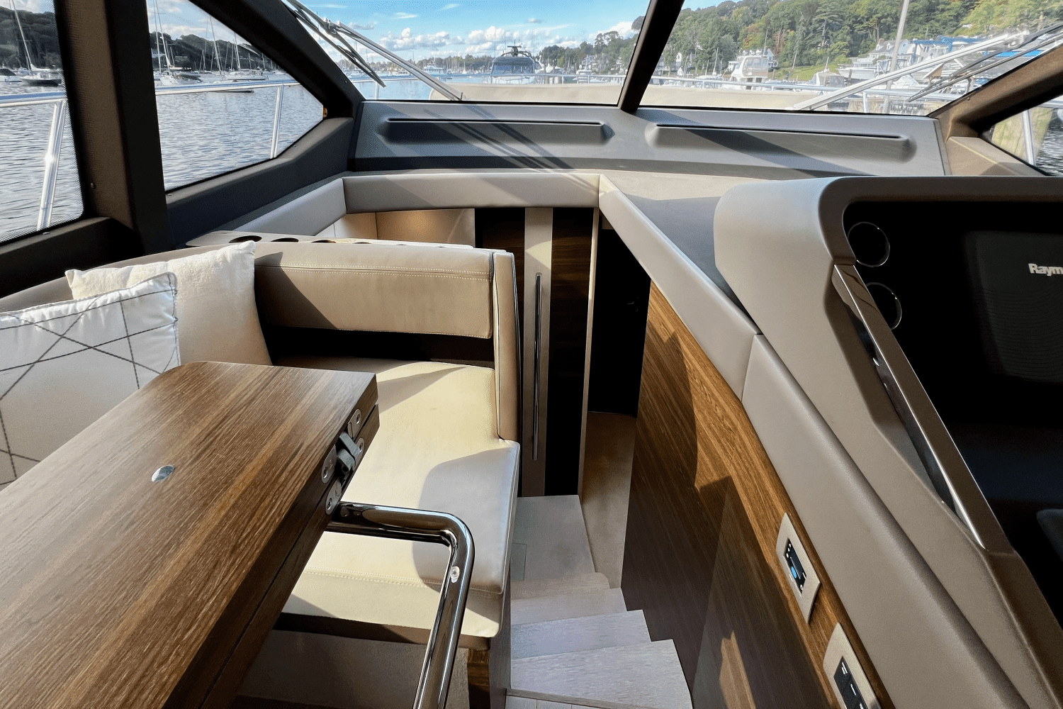 2016 Azimut 50 FLYBRIDGE Image Thumbnail #53