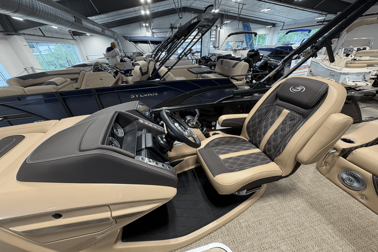 2025 Barletta Lusso Image Thumbnail #5