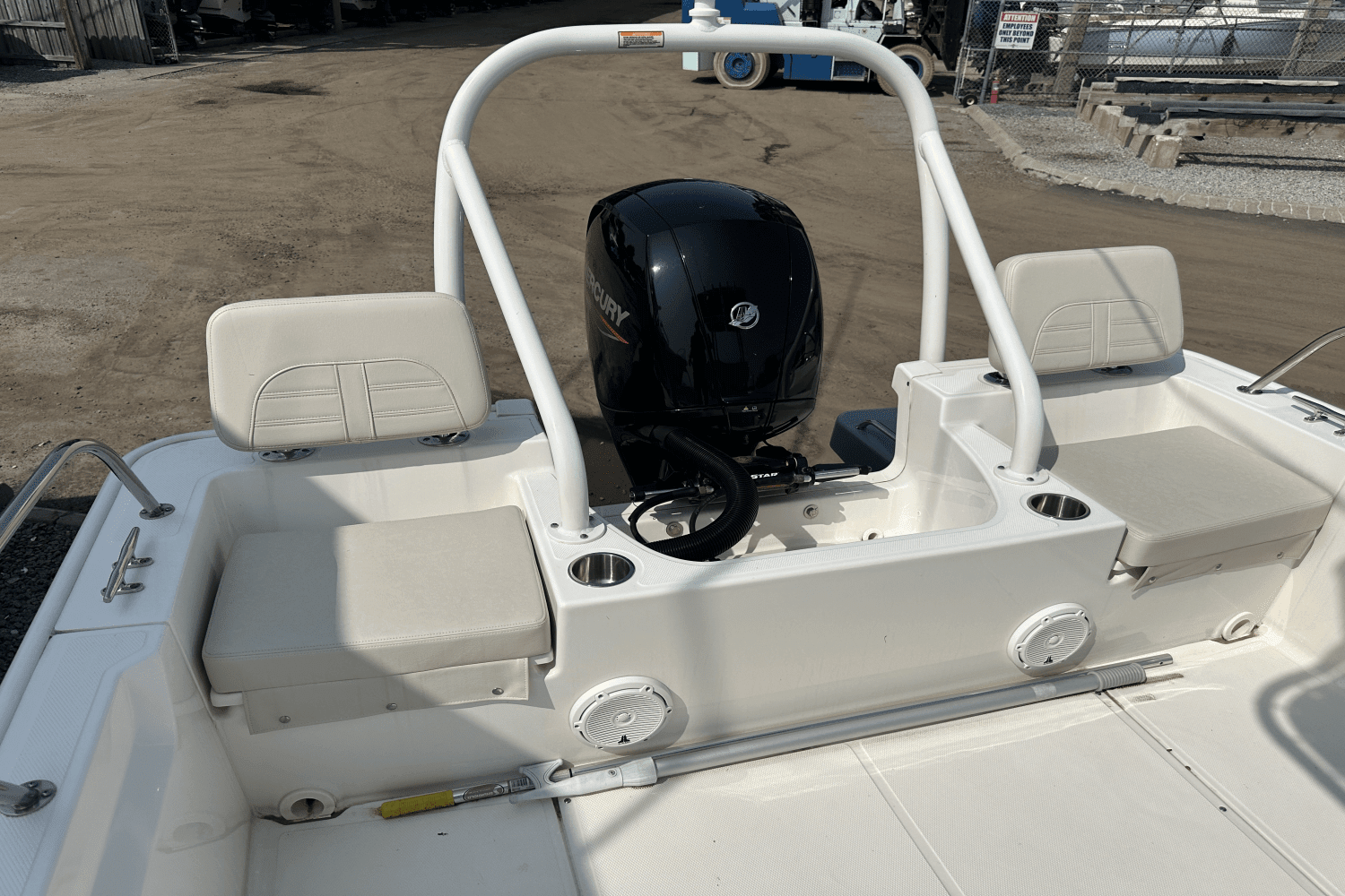 2023 Boston Whaler 190 MONTAUK Image Thumbnail #22