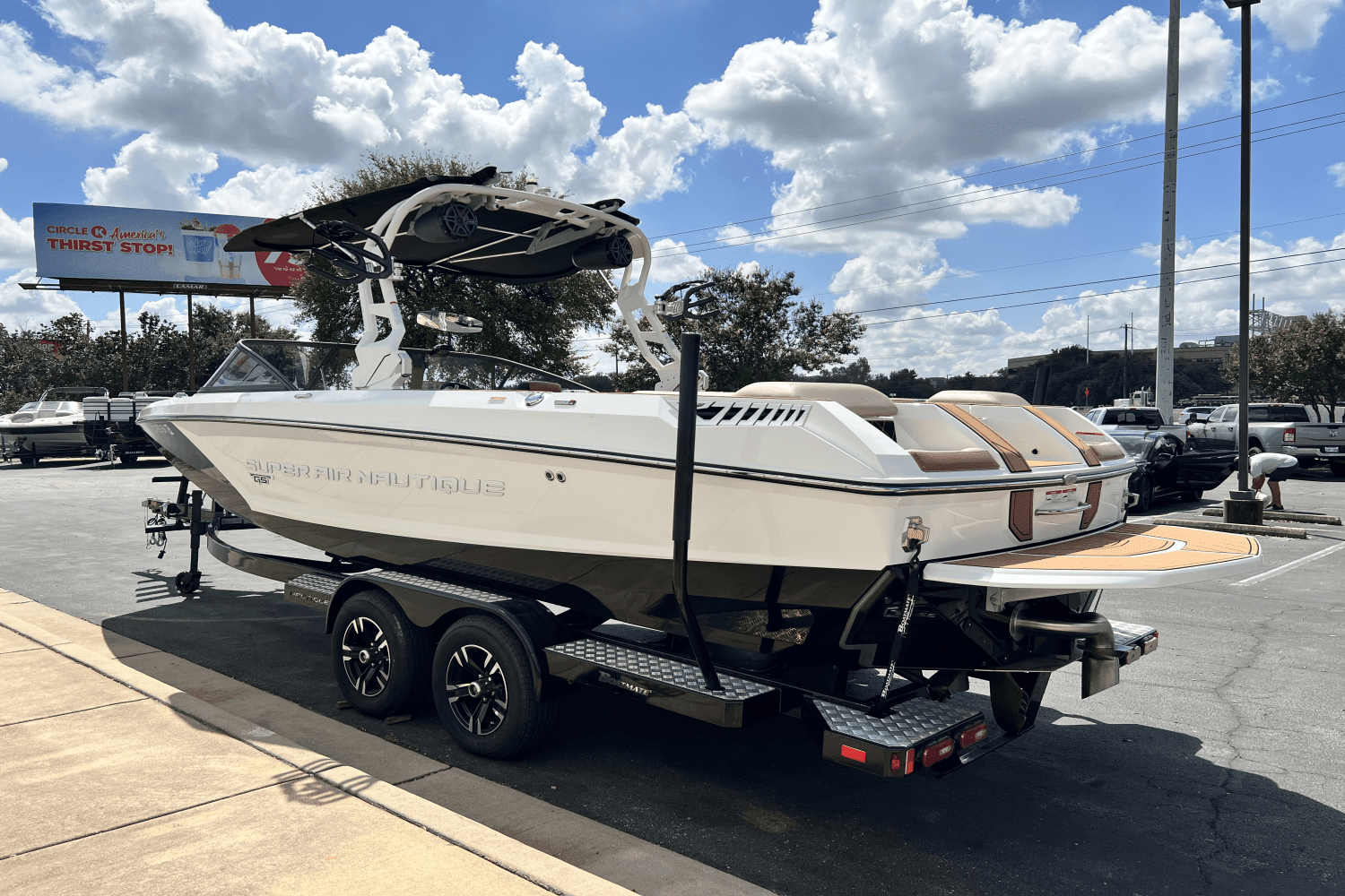 2018 Nautique GS24 Image Thumbnail #4