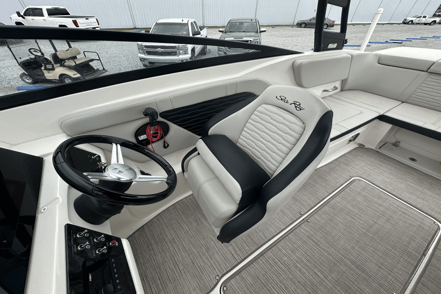 2022 Sea Ray 230 SPX-OUTBOARD Image Thumbnail #30