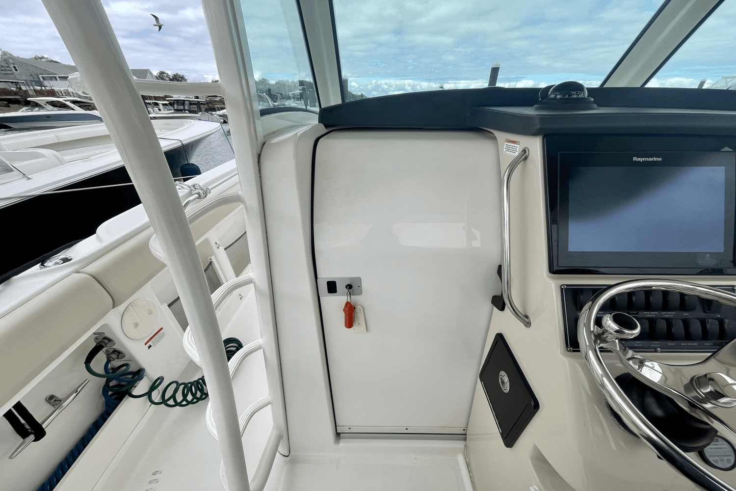 2017 Boston Whaler 370 OUTRAGE Image Thumbnail #21