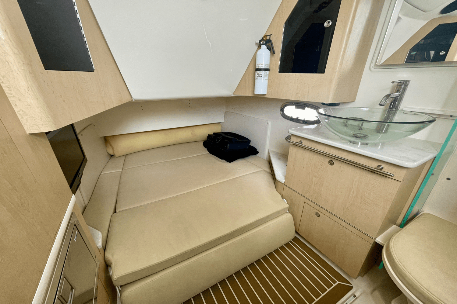 2017 Boston Whaler 370 OUTRAGE Image Thumbnail #25