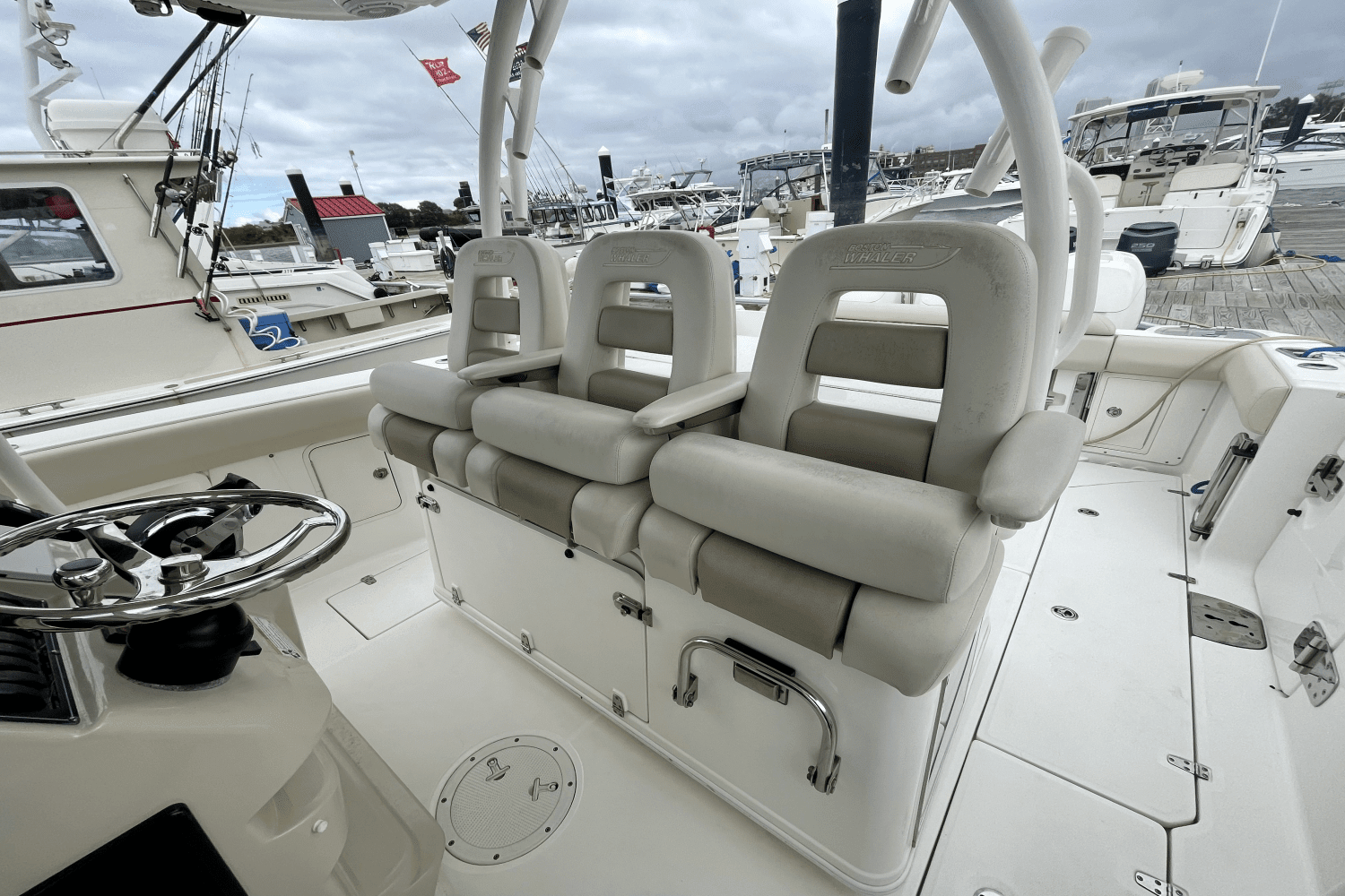 2017 Boston Whaler 370 OUTRAGE Image Thumbnail #15