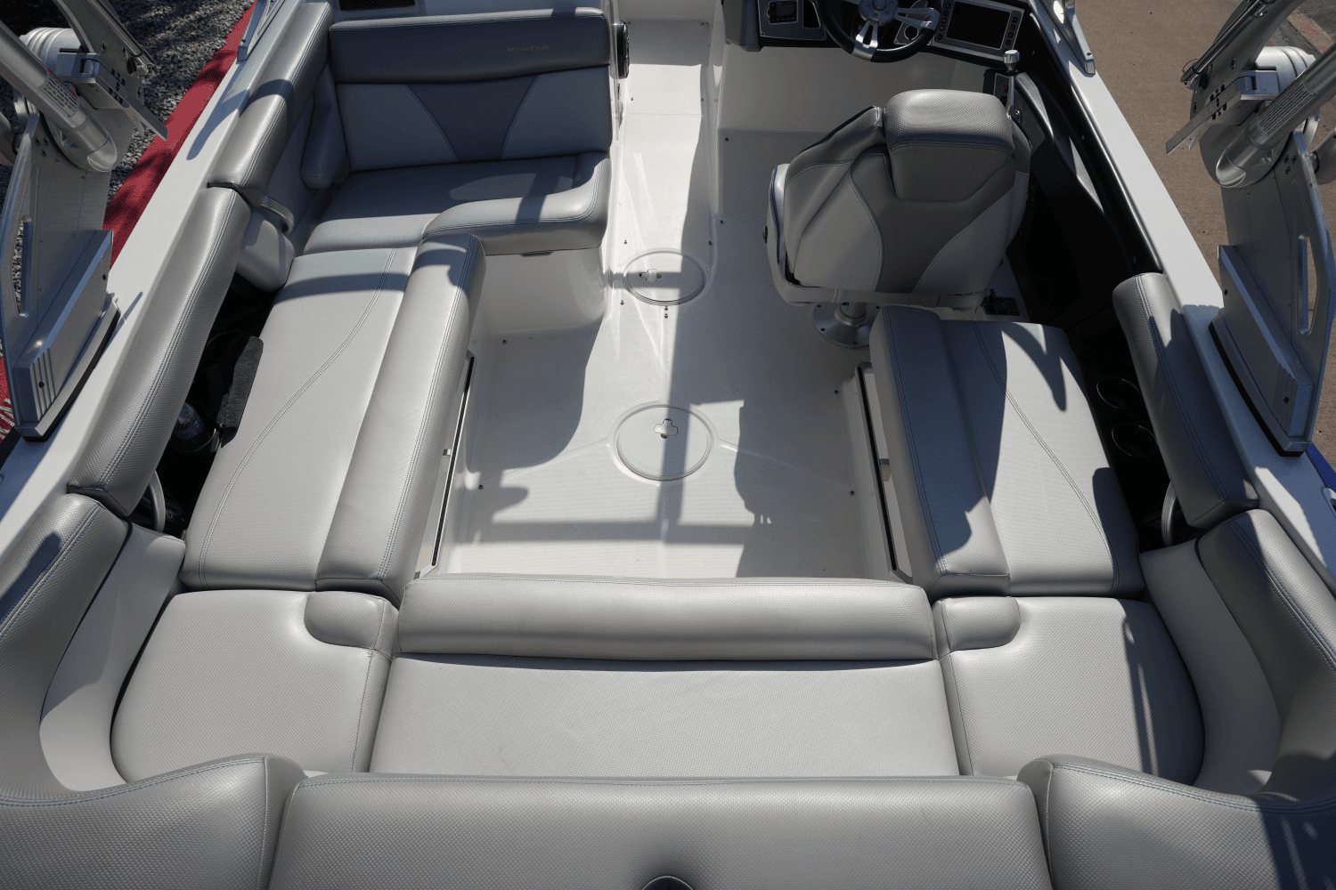 2017 Mastercraft XT20 Image Thumbnail #8