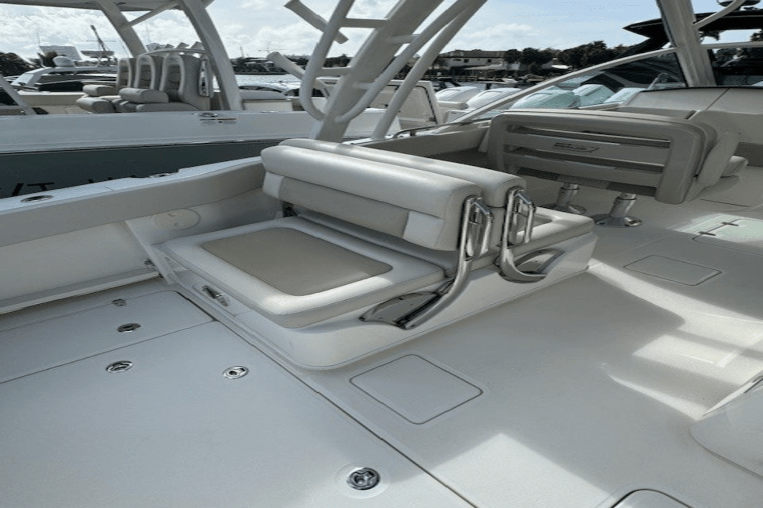 2018 Boston Whaler 32 VANTAGE Image Thumbnail #48