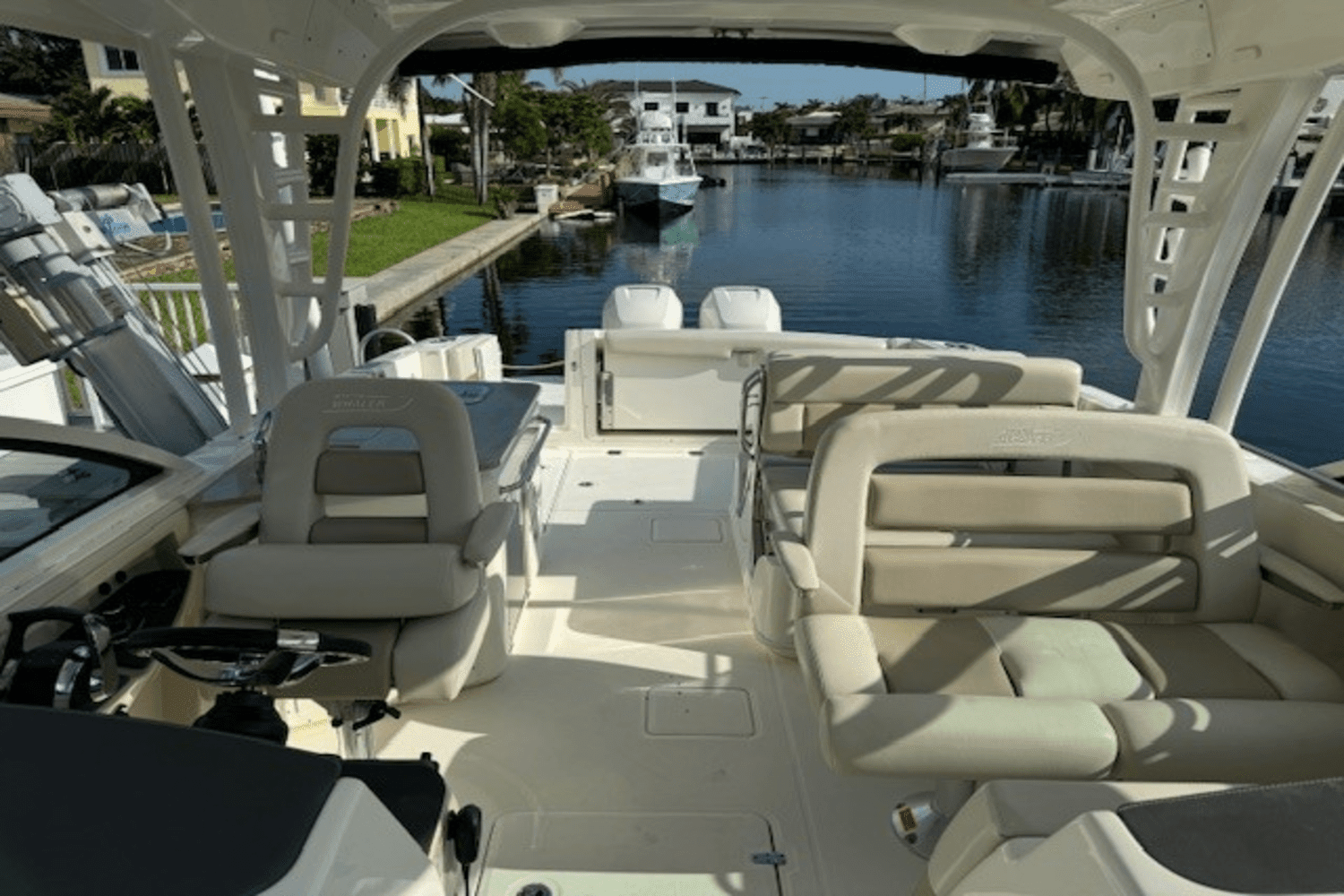 2018 Boston Whaler 32 VANTAGE Image Thumbnail #34