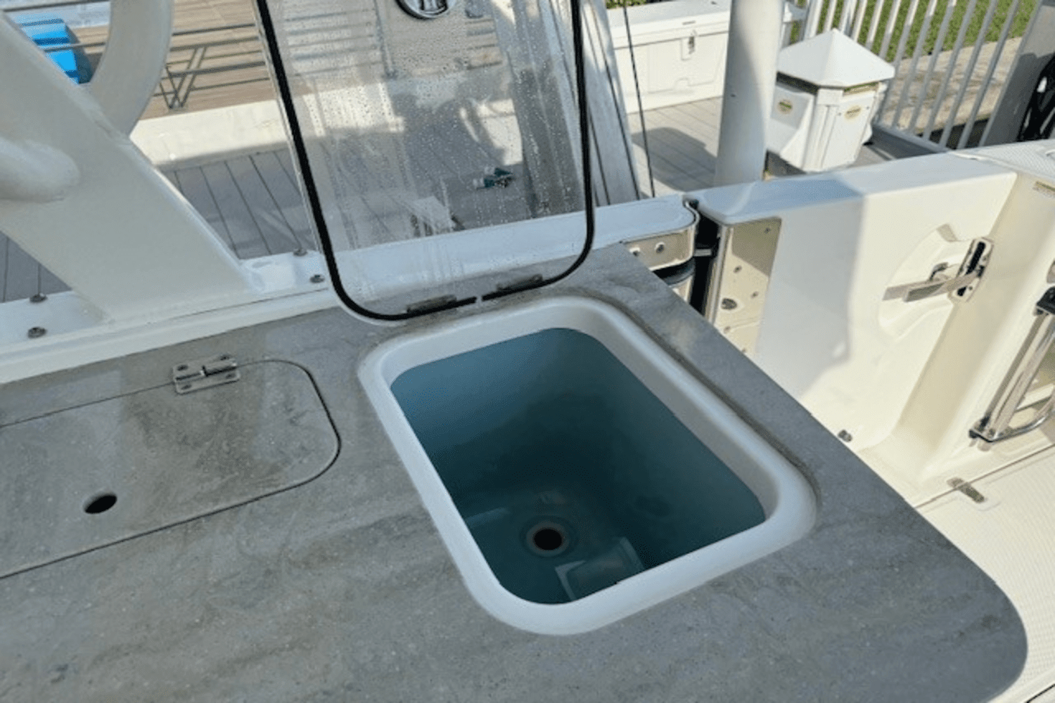 2018 Boston Whaler 32 VANTAGE Image Thumbnail #53