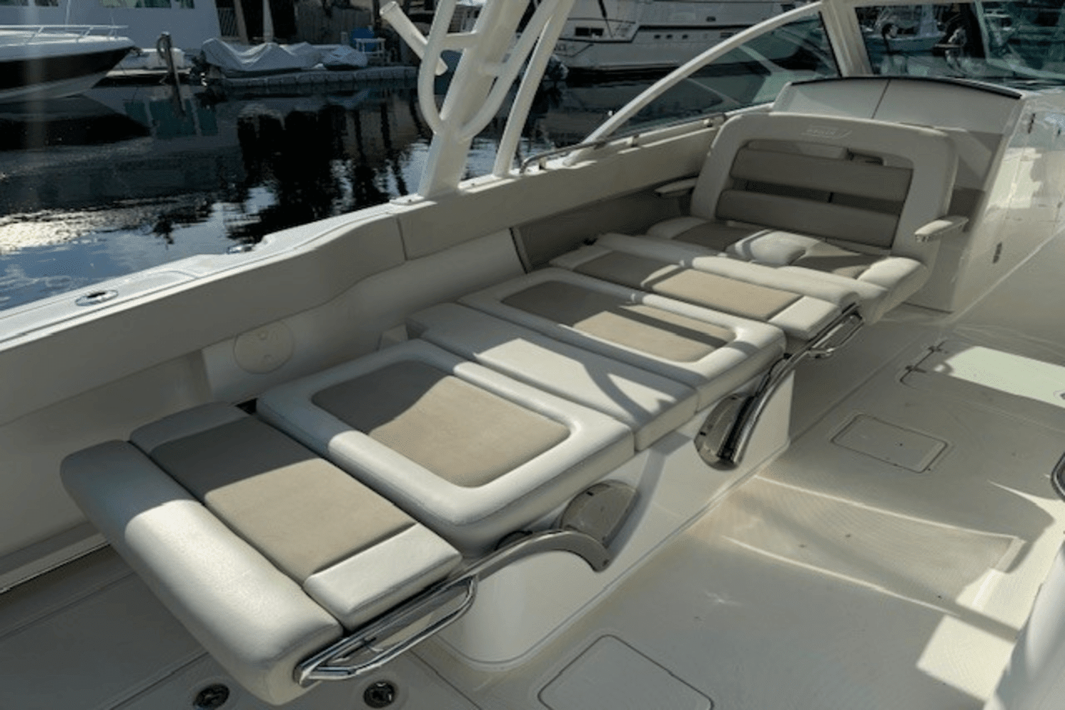 2018 Boston Whaler 32 VANTAGE Image Thumbnail #41