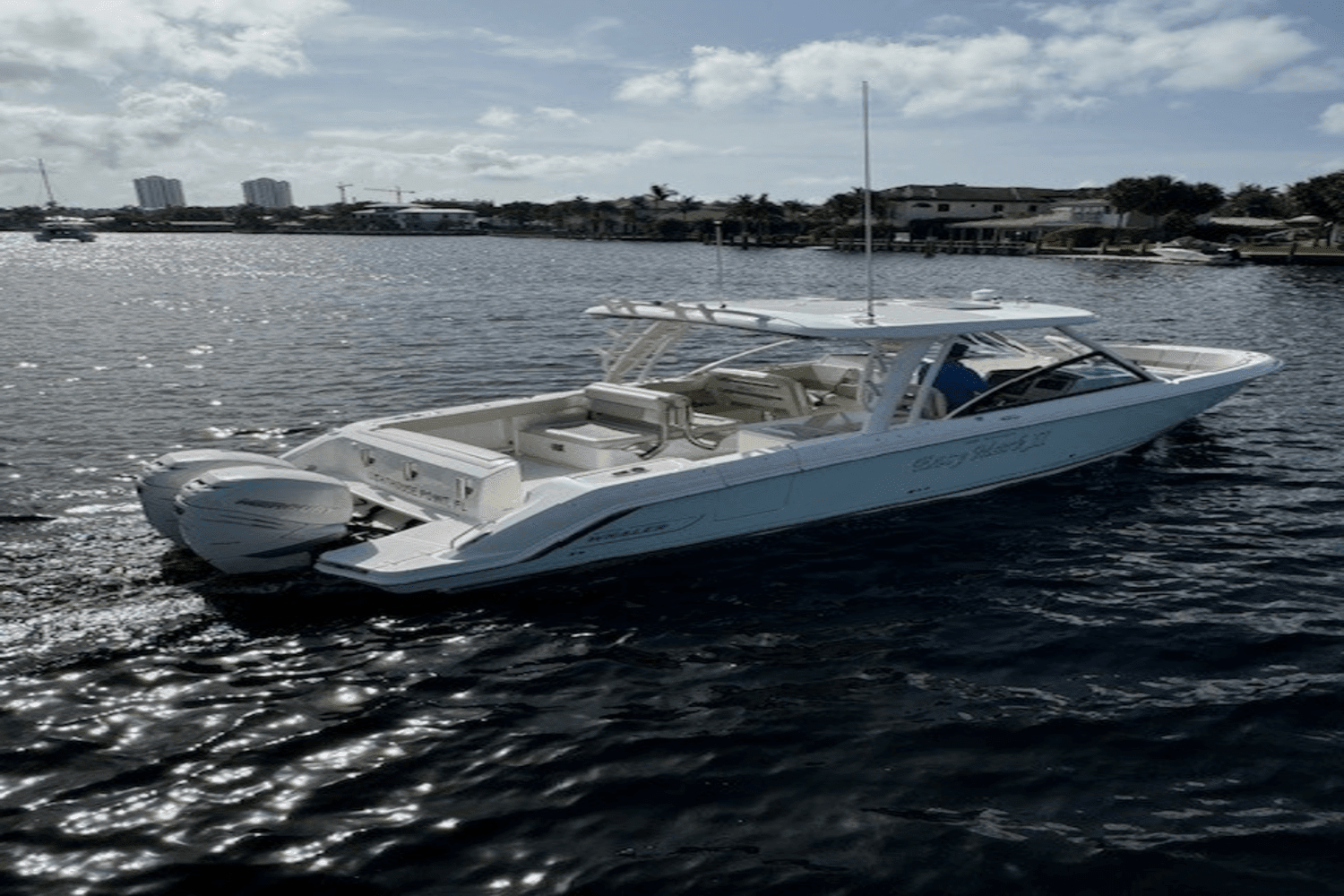 2018 Boston Whaler 32 VANTAGE Image Thumbnail #5