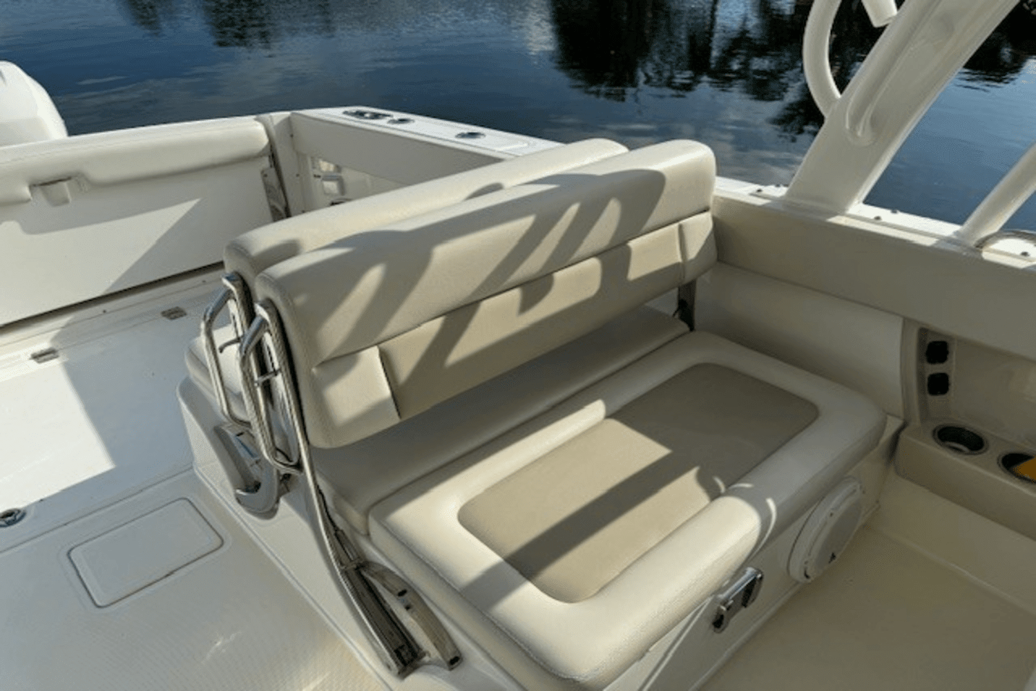 2018 Boston Whaler 32 VANTAGE Image Thumbnail #38