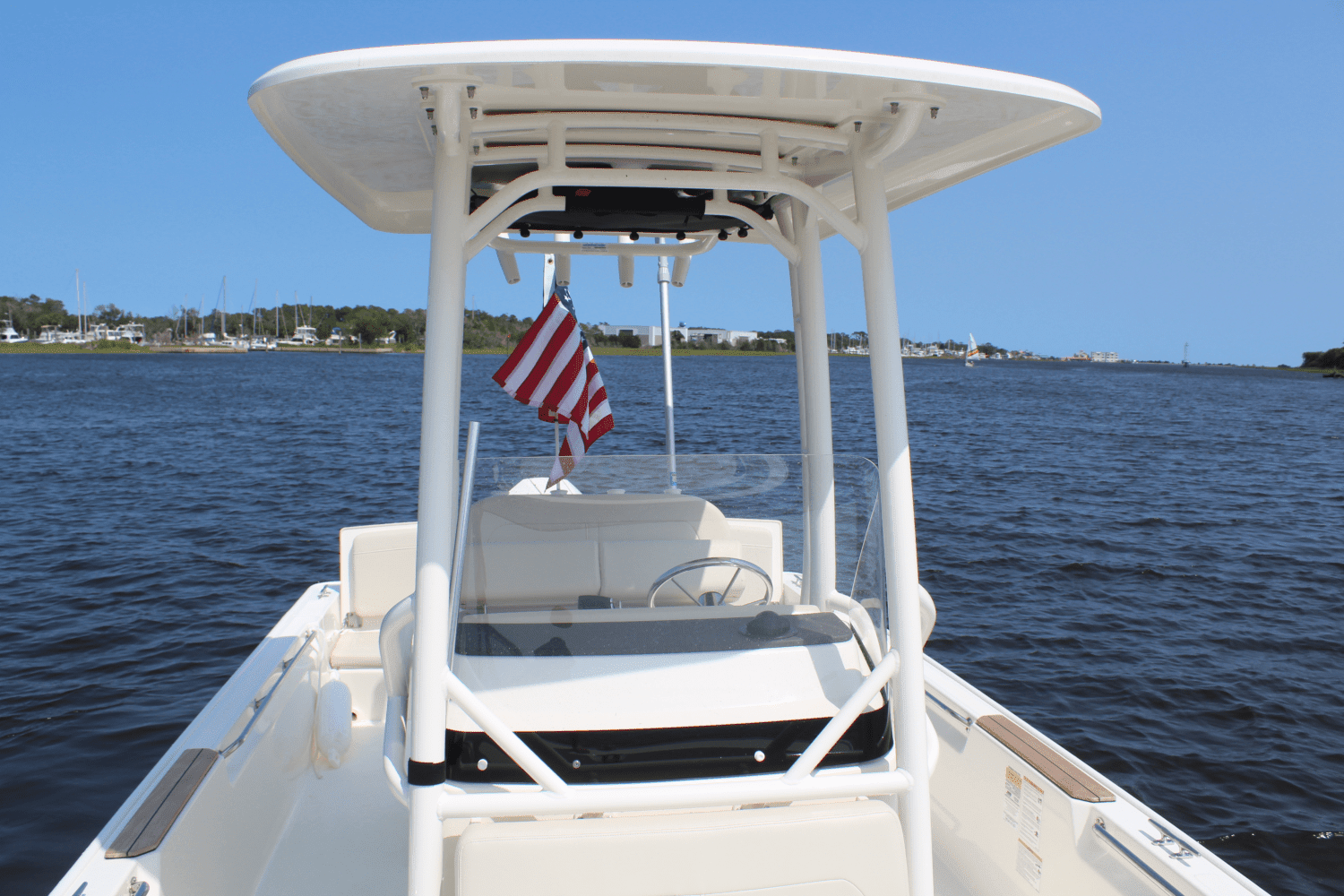 2024 Boston Whaler 210 MONTAUK Image Thumbnail #18