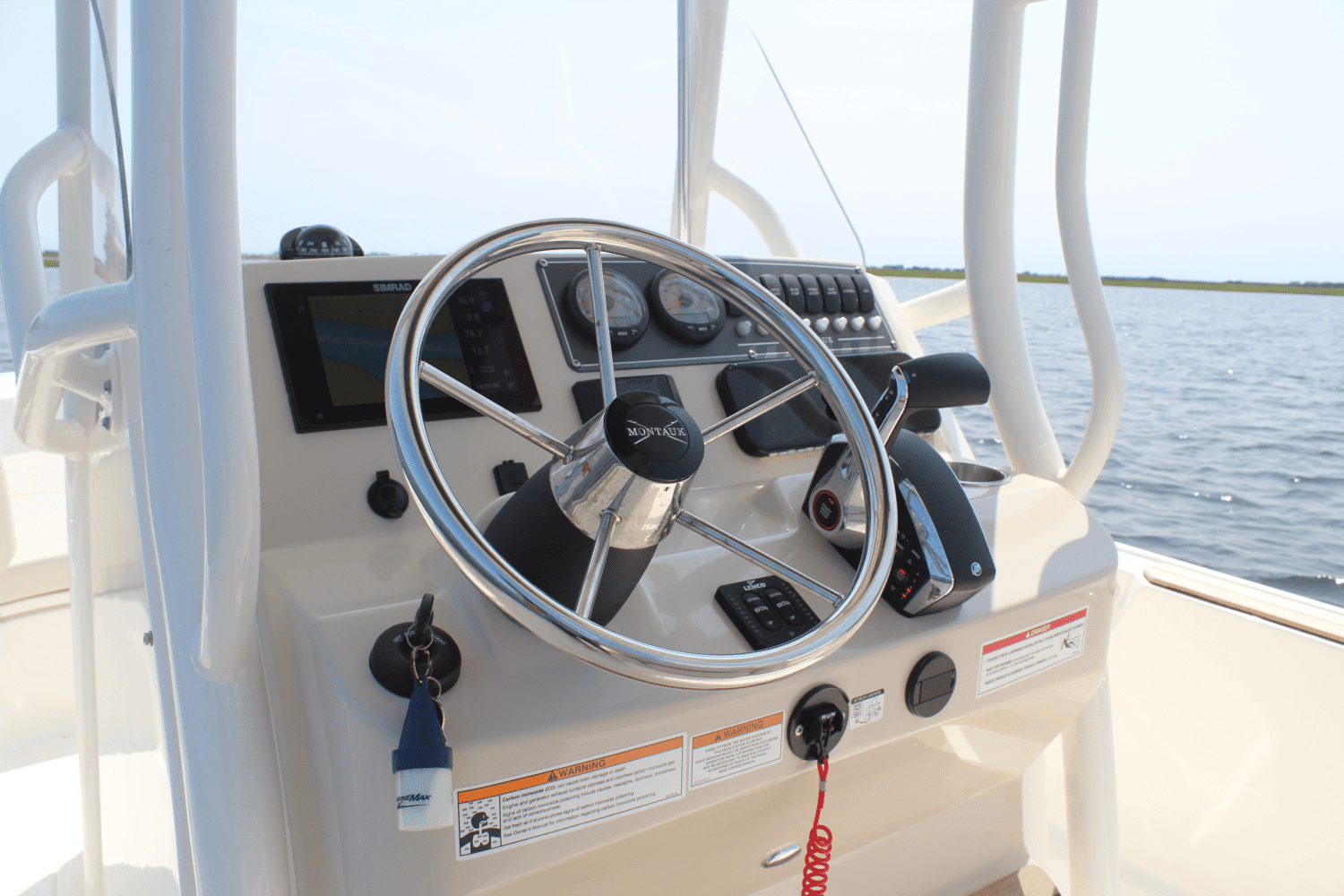 2024 Boston Whaler 210 MONTAUK Image Thumbnail #25