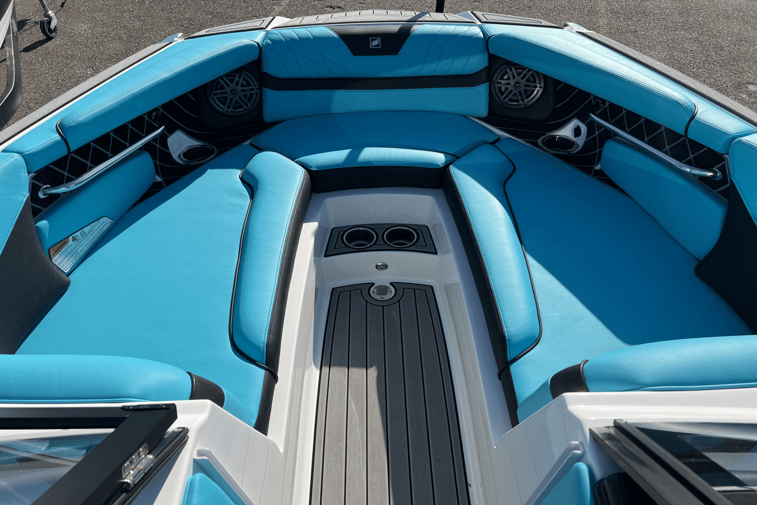 2022 Nautique GS24 Image Thumbnail #13