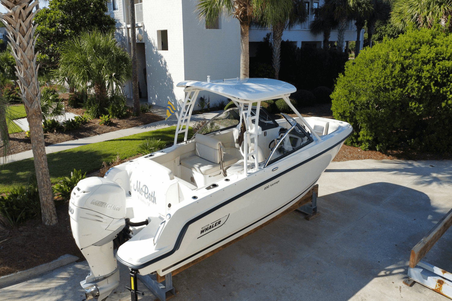 2016 Boston Whaler 230 VANTAGE Image Thumbnail #38