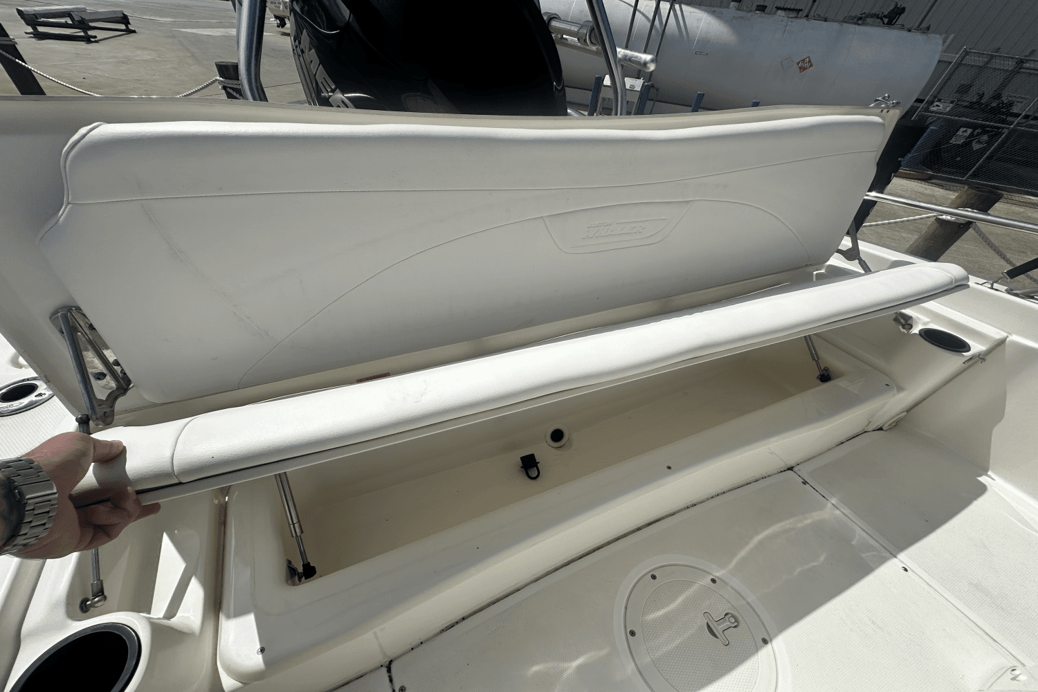 2013 Boston Whaler 200 DAUNTLESS Image Thumbnail #10