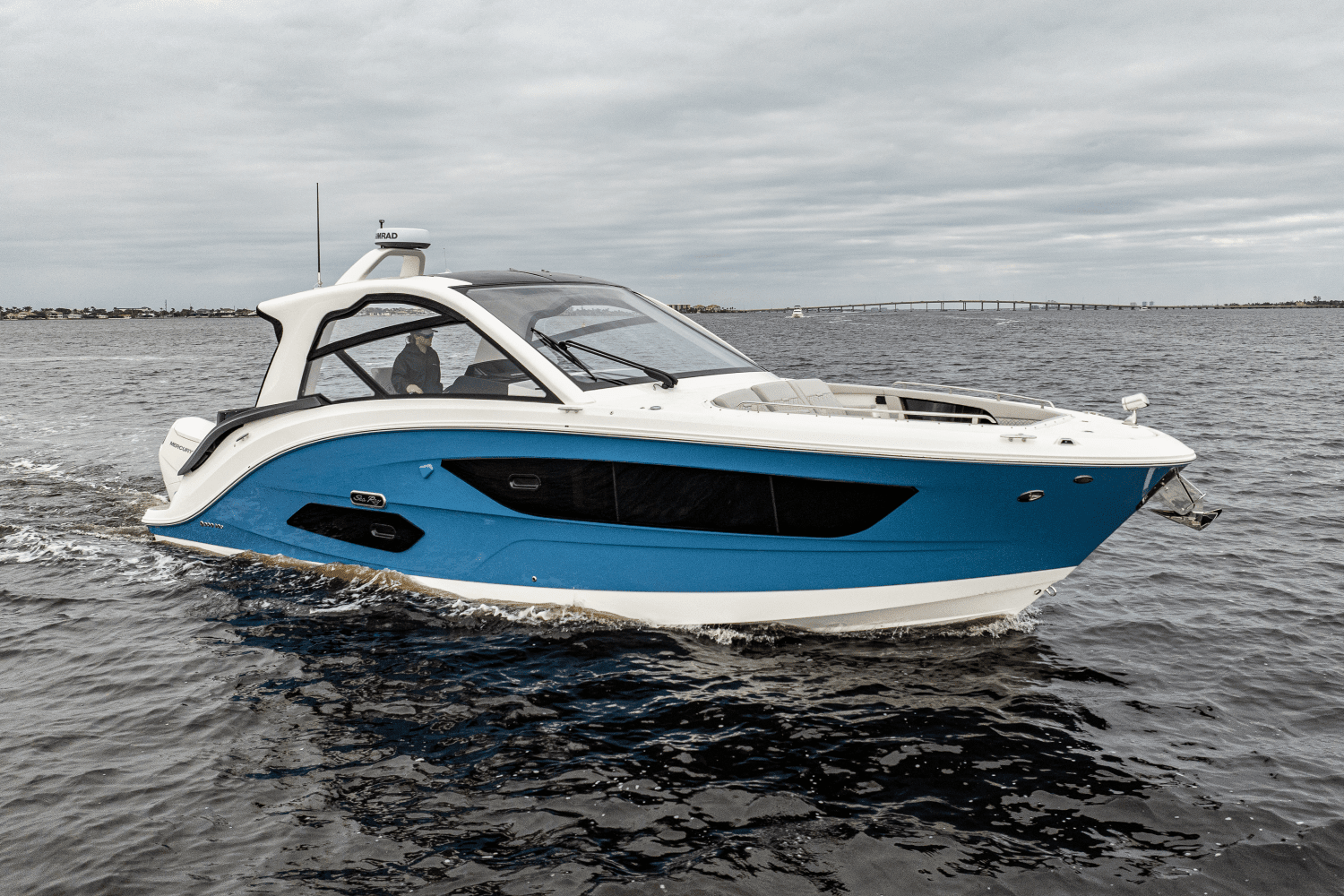 2025 Sea Ray Sundancer 370 Outboard Image Thumbnail #48