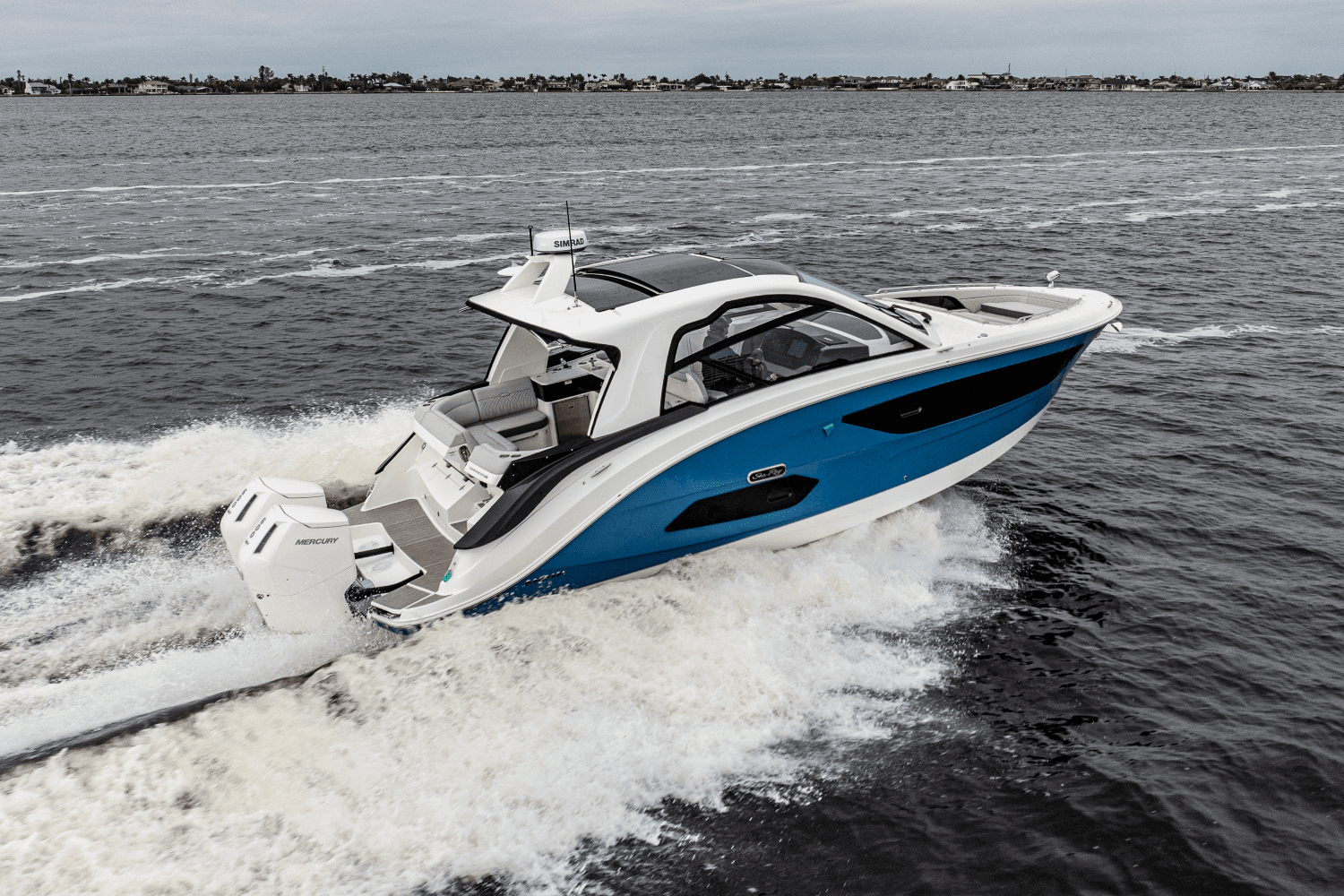 2025 Sea Ray Sundancer 370 Outboard Image Thumbnail #41