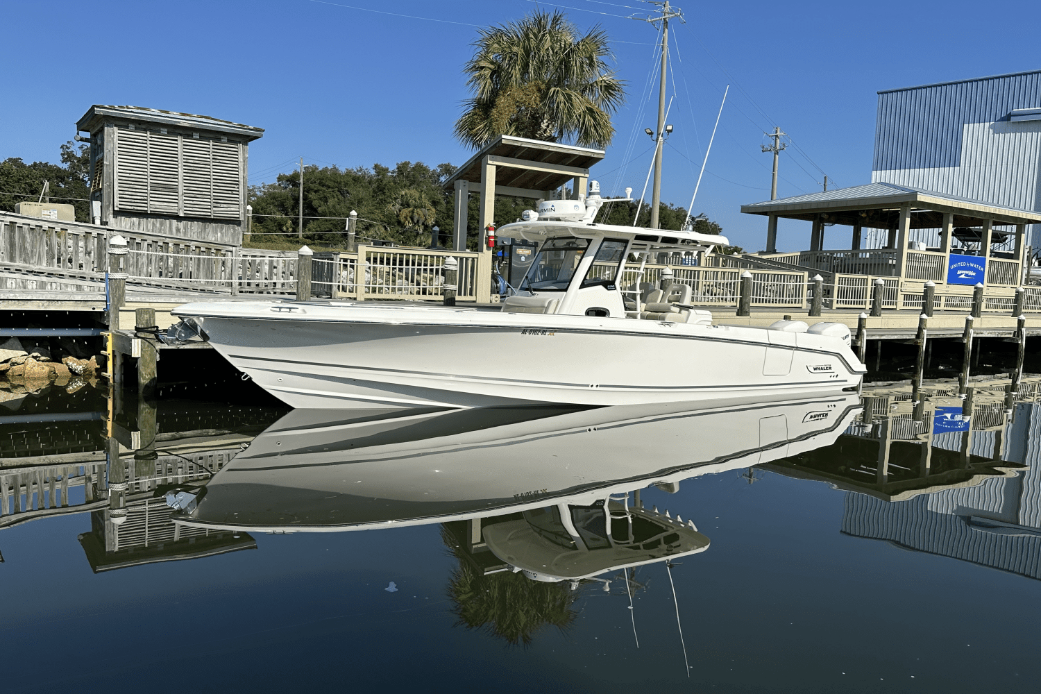 Thumbnail 3 for 2019 Boston Whaler 330 Outrage