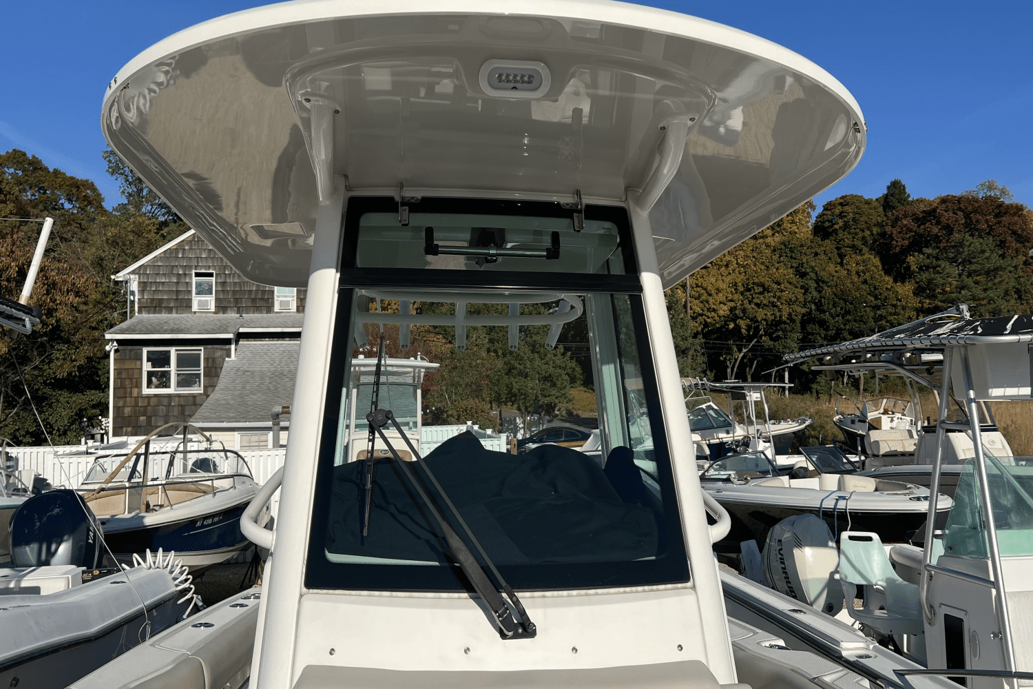 2021 Boston Whaler 250 OUTRAGE Image Thumbnail #8