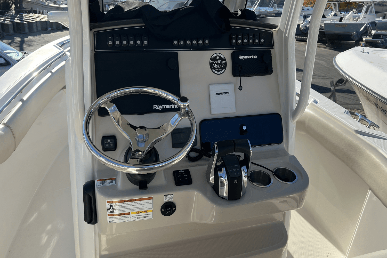 2021 Boston Whaler 250 OUTRAGE Image Thumbnail #3