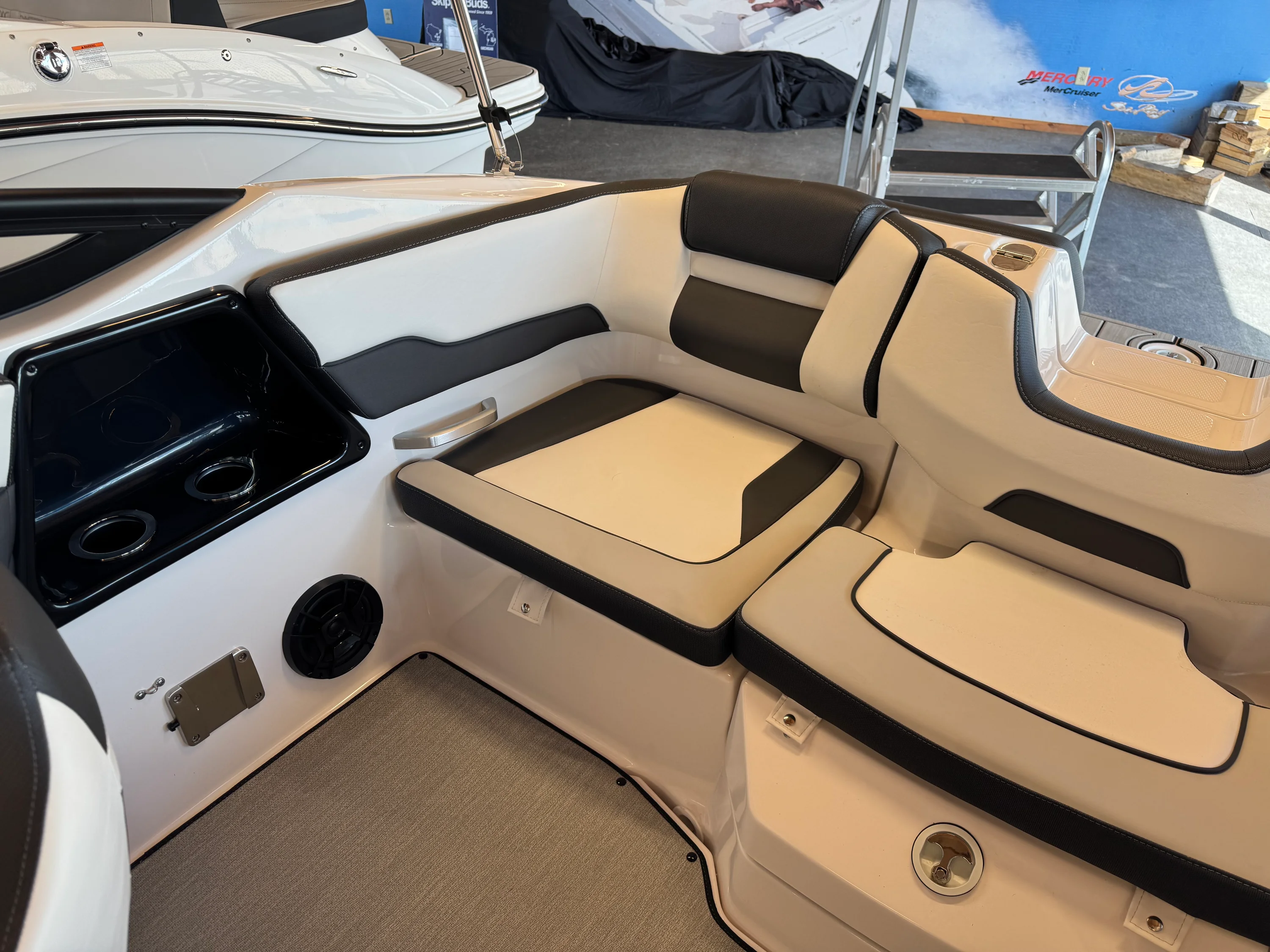 2025 Yamaha 195 SX Image Thumbnail #19