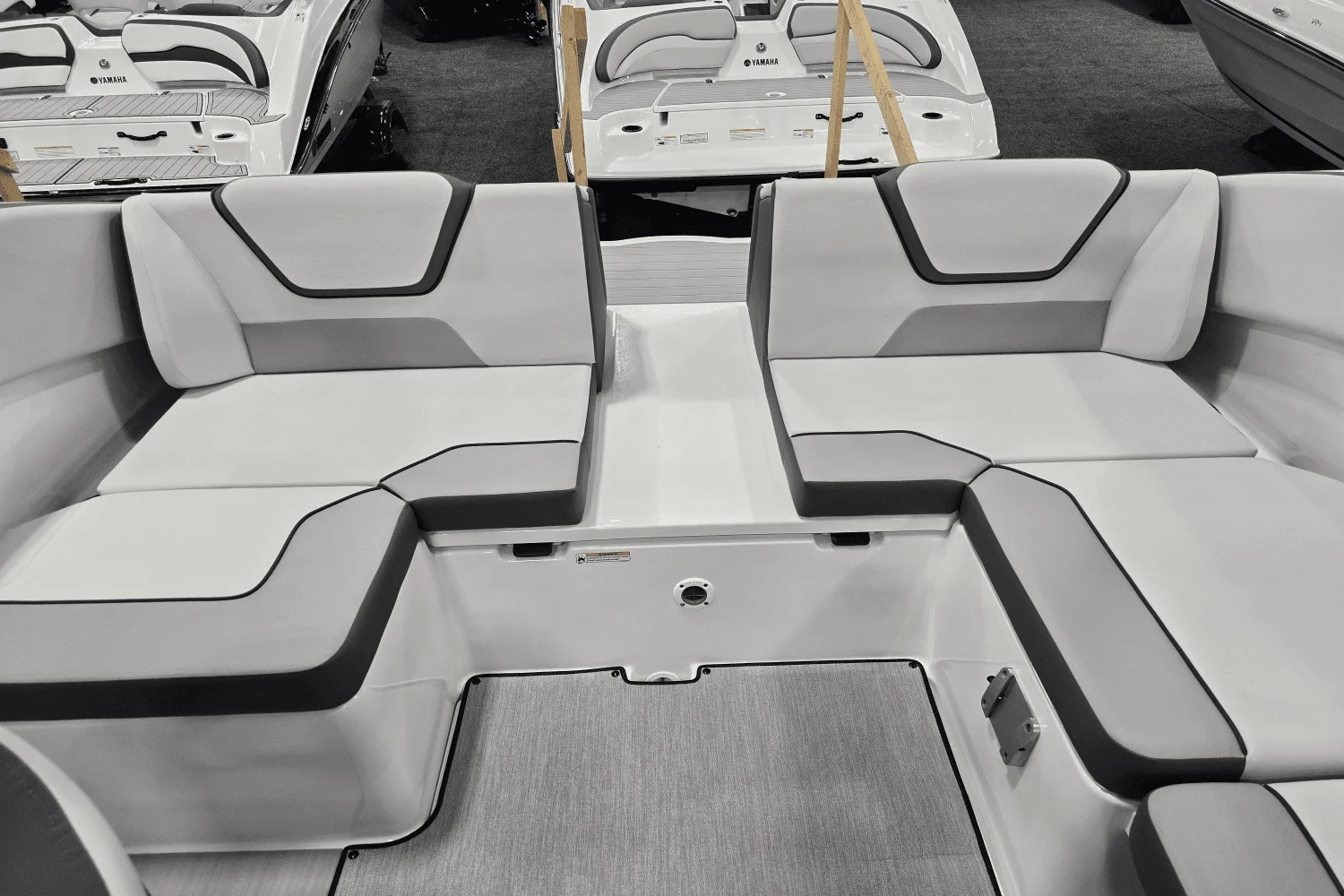 2025 Yamaha AR220 Image Thumbnail #12