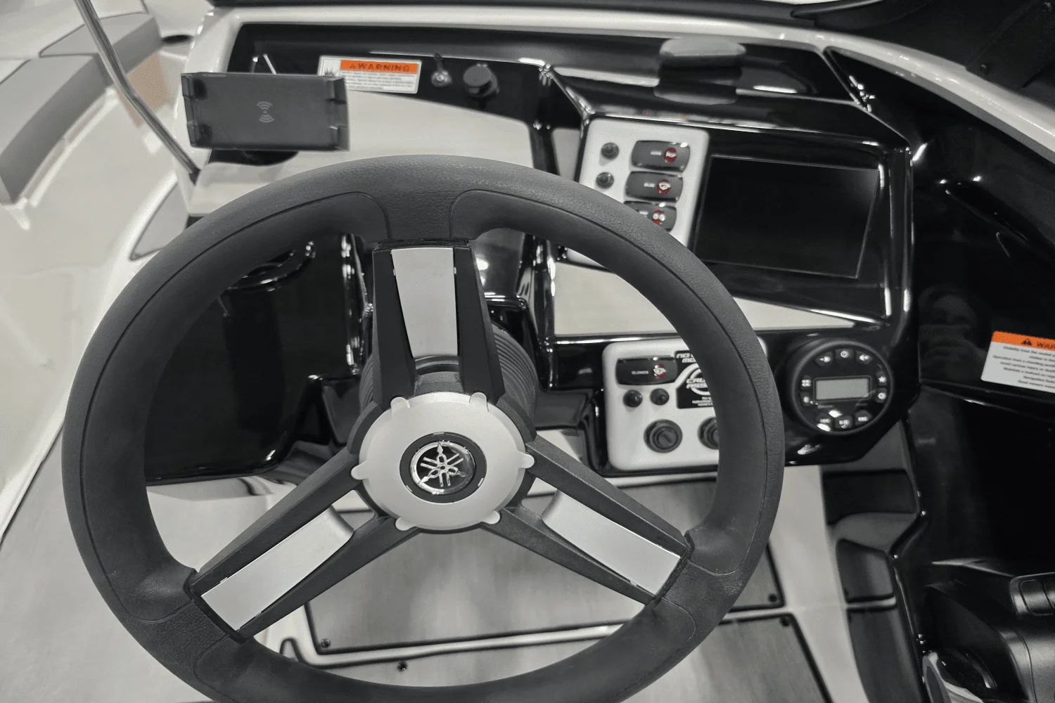 2025 Yamaha AR220 Image Thumbnail #8