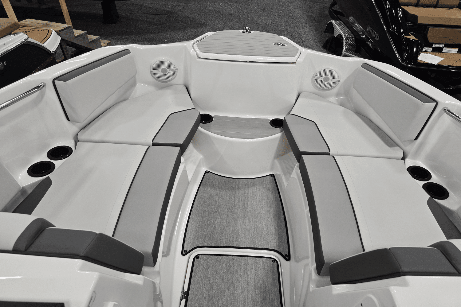 2025 Yamaha
                                                             AR220 Image Thumbnail #3