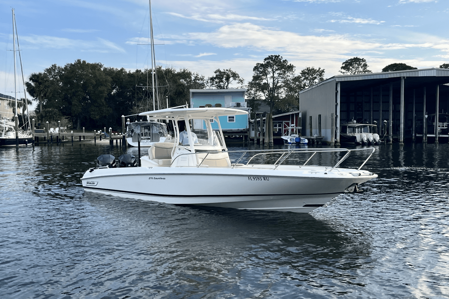 2018 Boston Whaler 270 DAUNTLESS Image Thumbnail #4