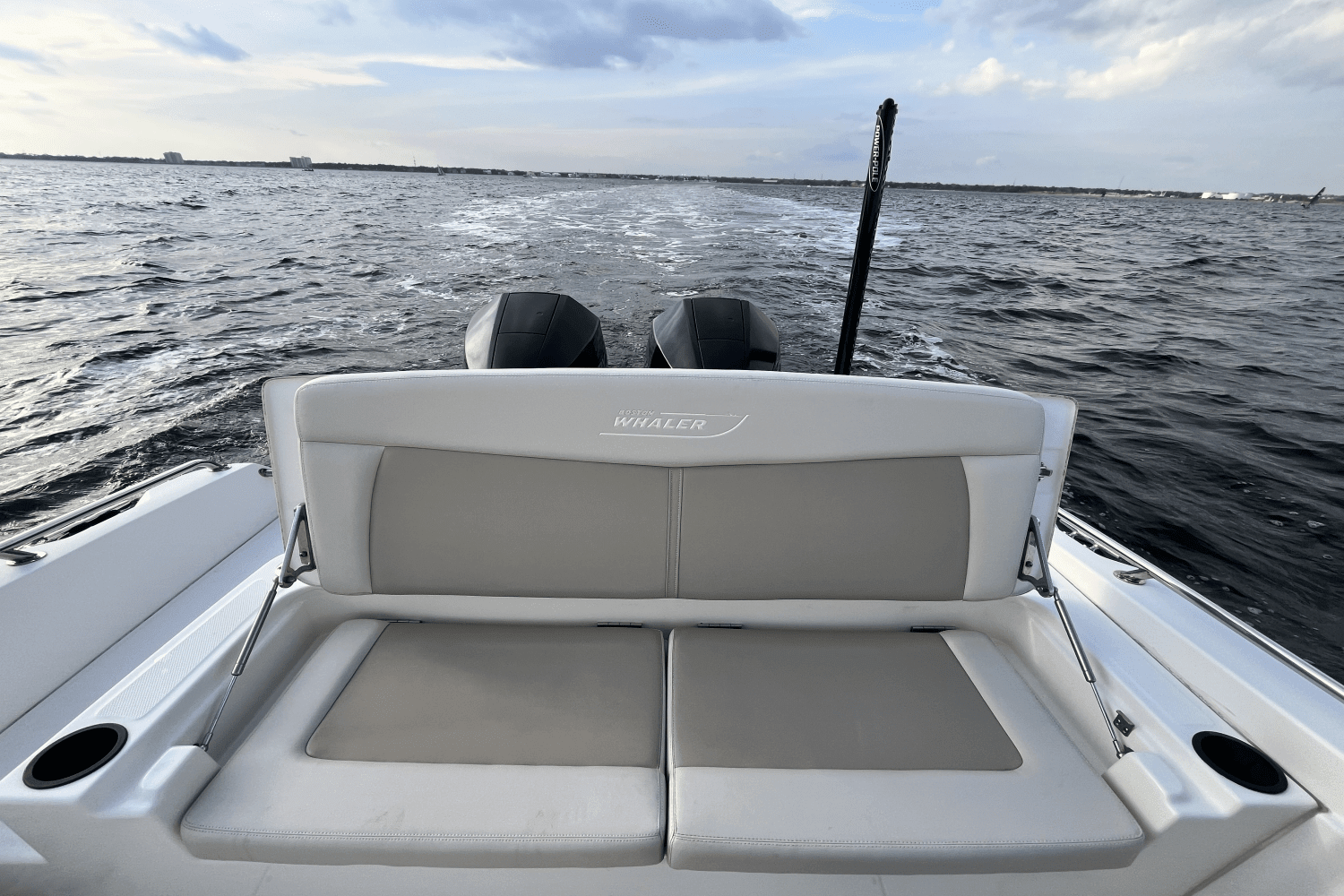 2018 Boston Whaler 270 DAUNTLESS Image Thumbnail #9