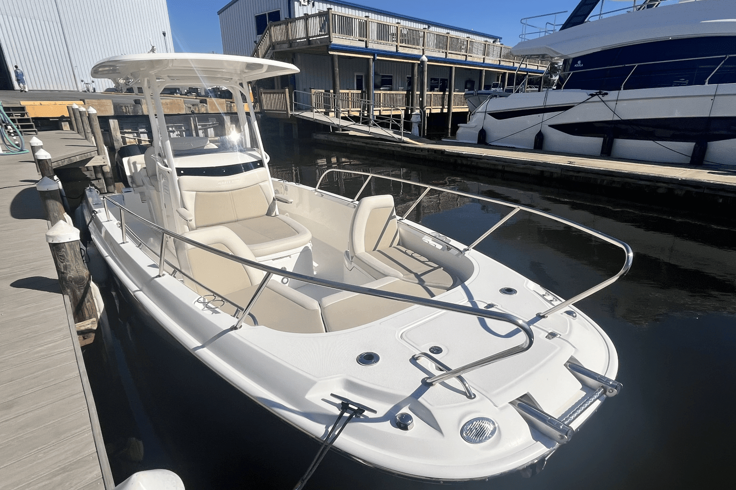 2018 Boston Whaler 270 DAUNTLESS Image Thumbnail #23