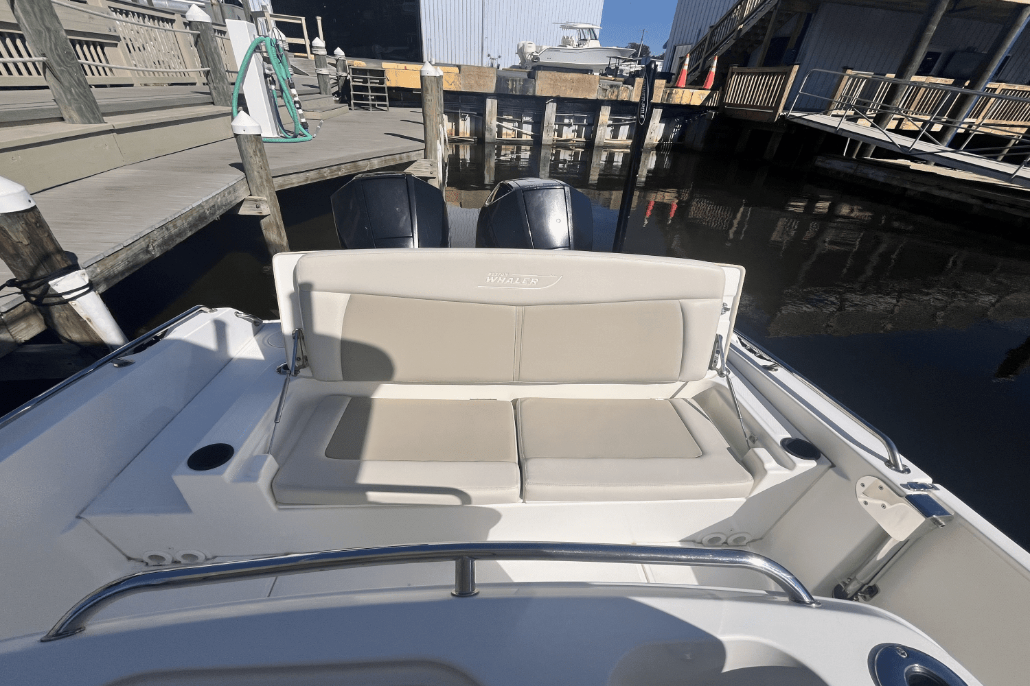 2018 Boston Whaler 270 DAUNTLESS Image Thumbnail #9