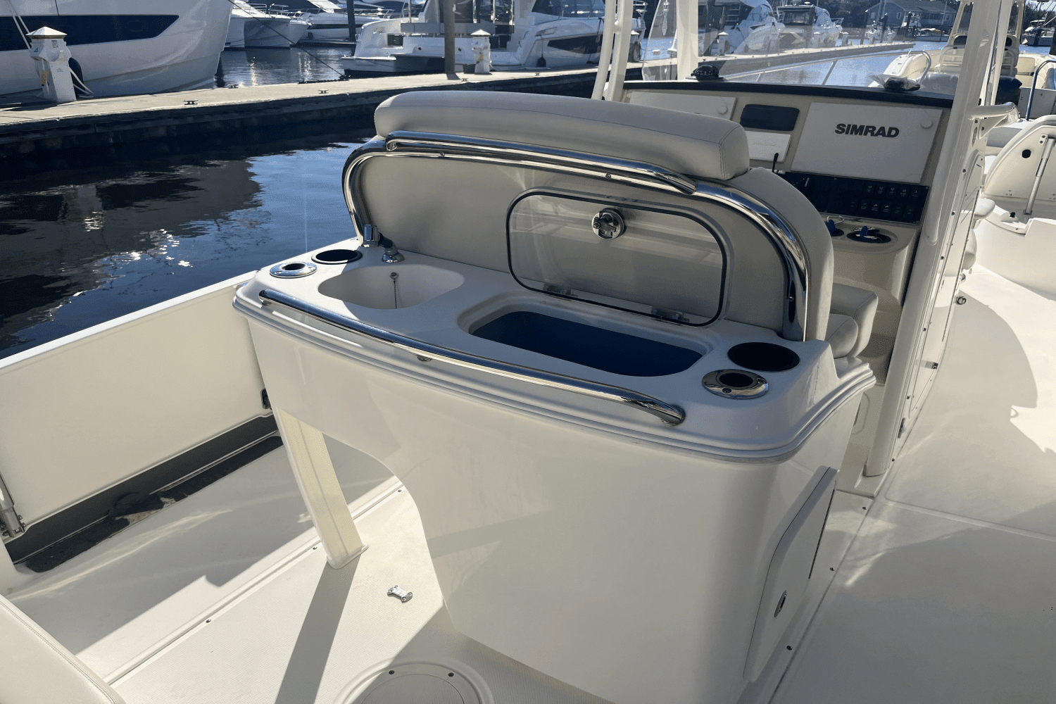 2018 Boston Whaler 270 DAUNTLESS Image Thumbnail #11