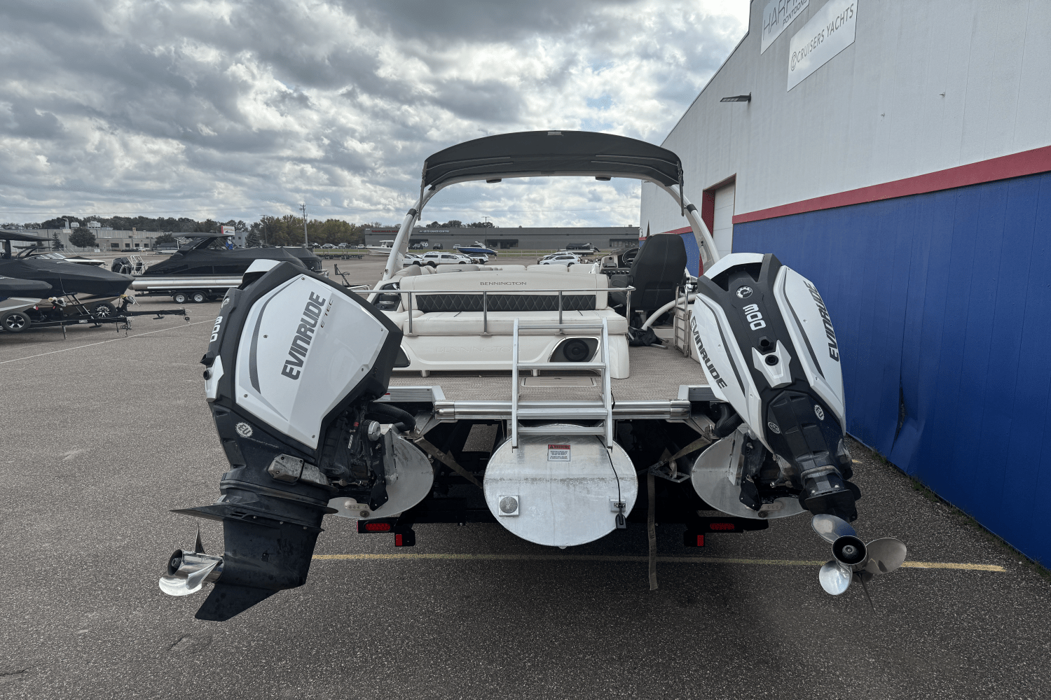 2019 Bennington 27QSBAX2-TWIN Image Thumbnail #6