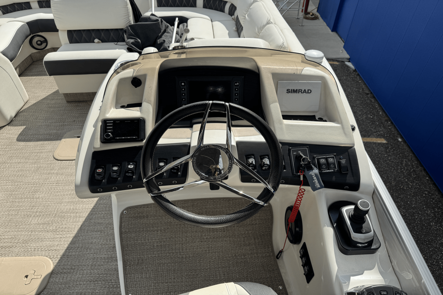 2019 Bennington 27QSBAX2-TWIN Image Thumbnail #27