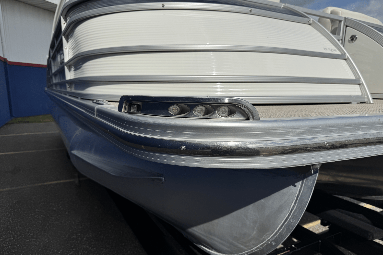 2019 Bennington 27QSBAX2-TWIN Image Thumbnail #5