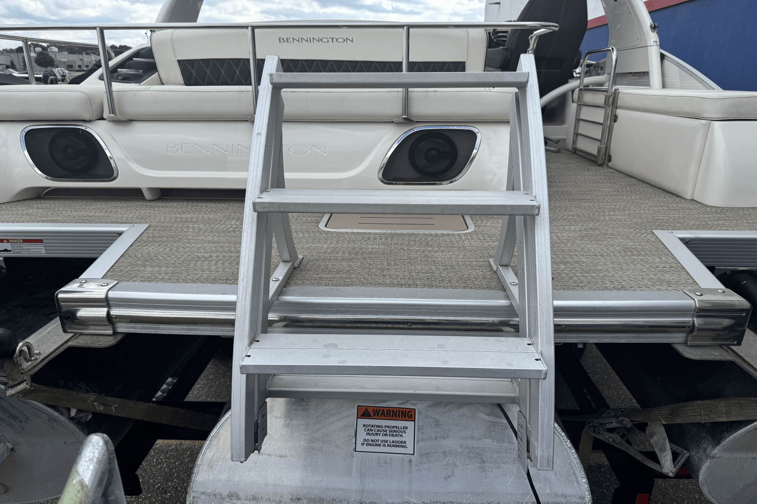 2019 Bennington 27QSBAX2-TWIN Image Thumbnail #8
