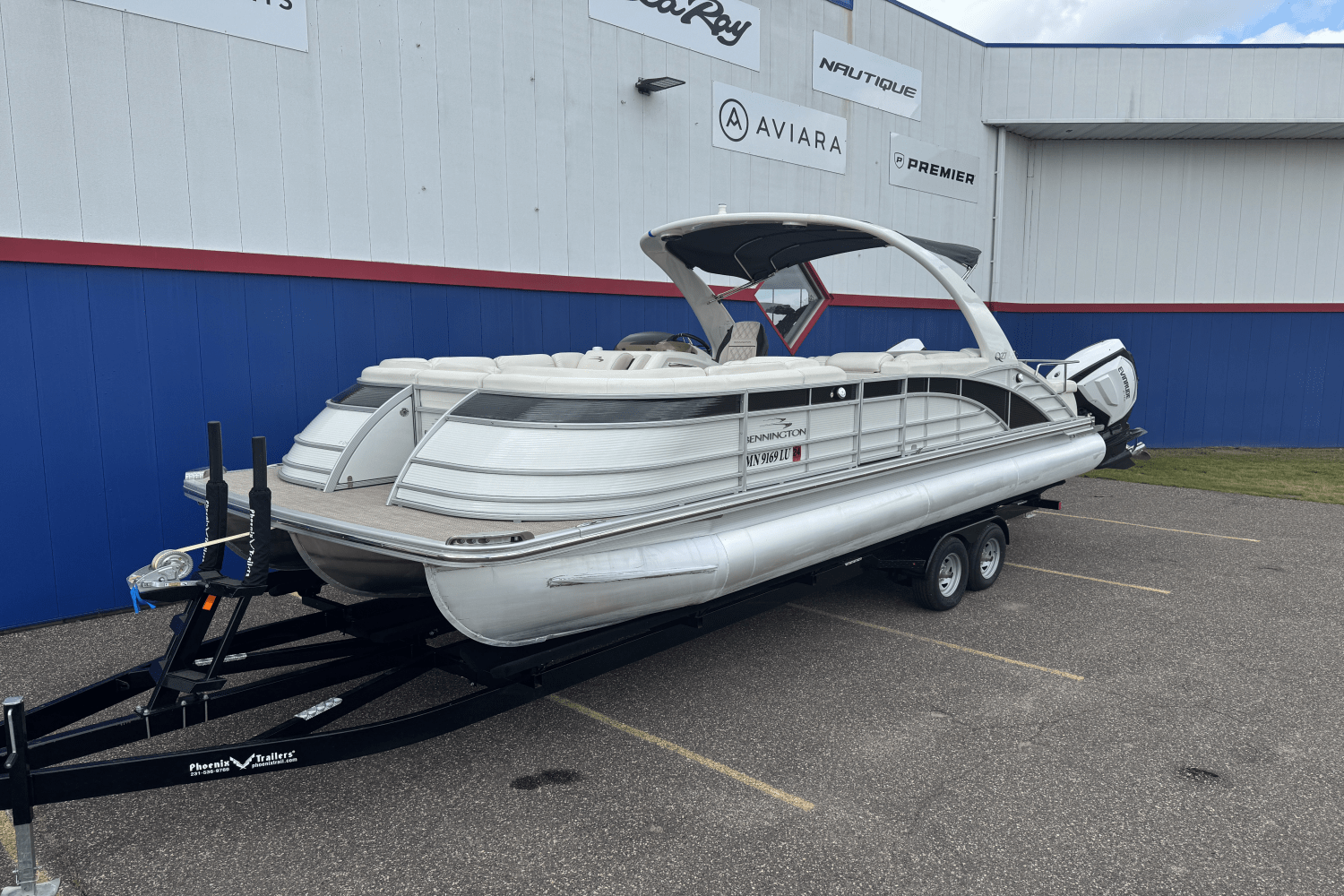 2019 Bennington 27QSBAX2-TWIN Image Thumbnail #0