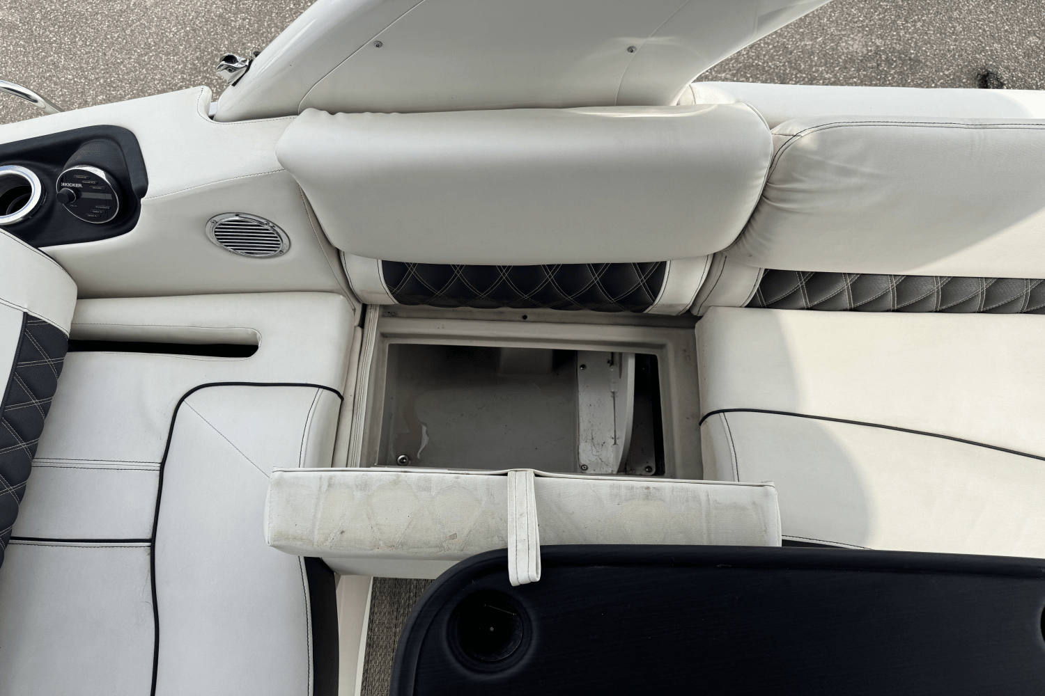 2019 Bennington 27QSBAX2-TWIN Image Thumbnail #21